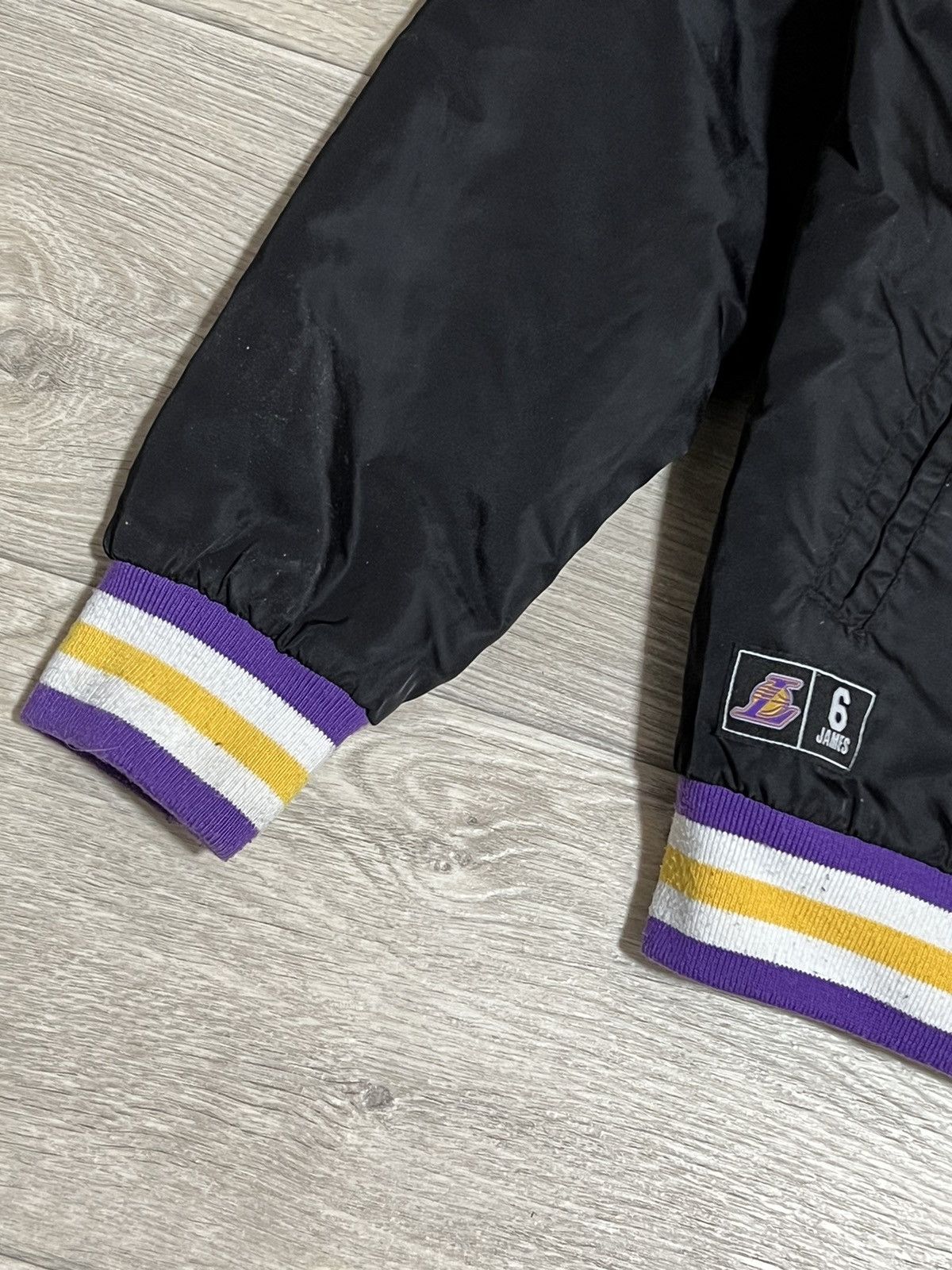 NBA × Vintage Vintage Lakers Varsity light bomber Jacket Size US S / EU 44-46 / 1 - 7 Thumbnail
