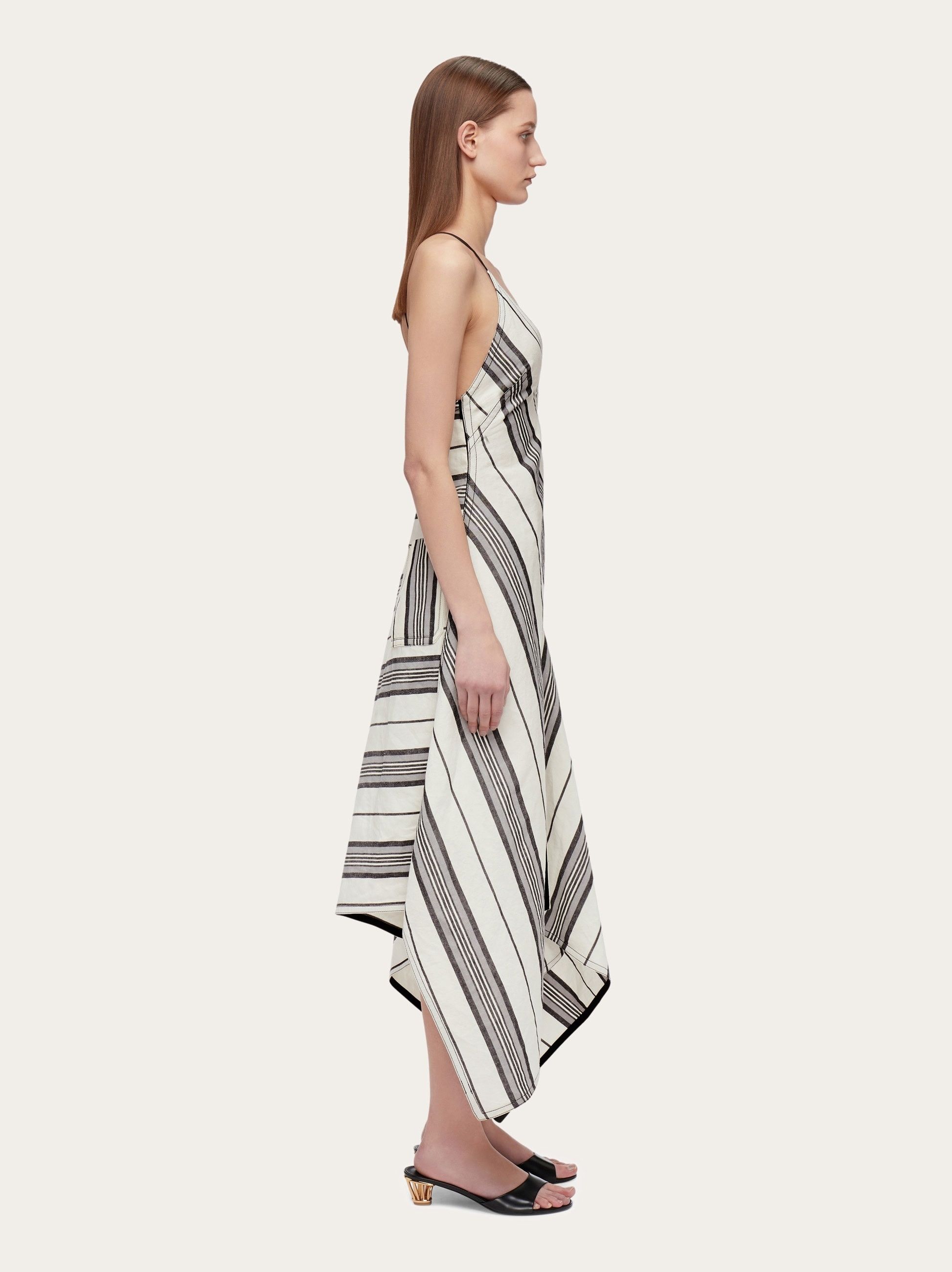 Salvatore Ferragamo o1s1rm0426 Asymmetric Slip Dress in White/Grey Size XS / US 0-2 / IT 36-38 - 3 Thumbnail
