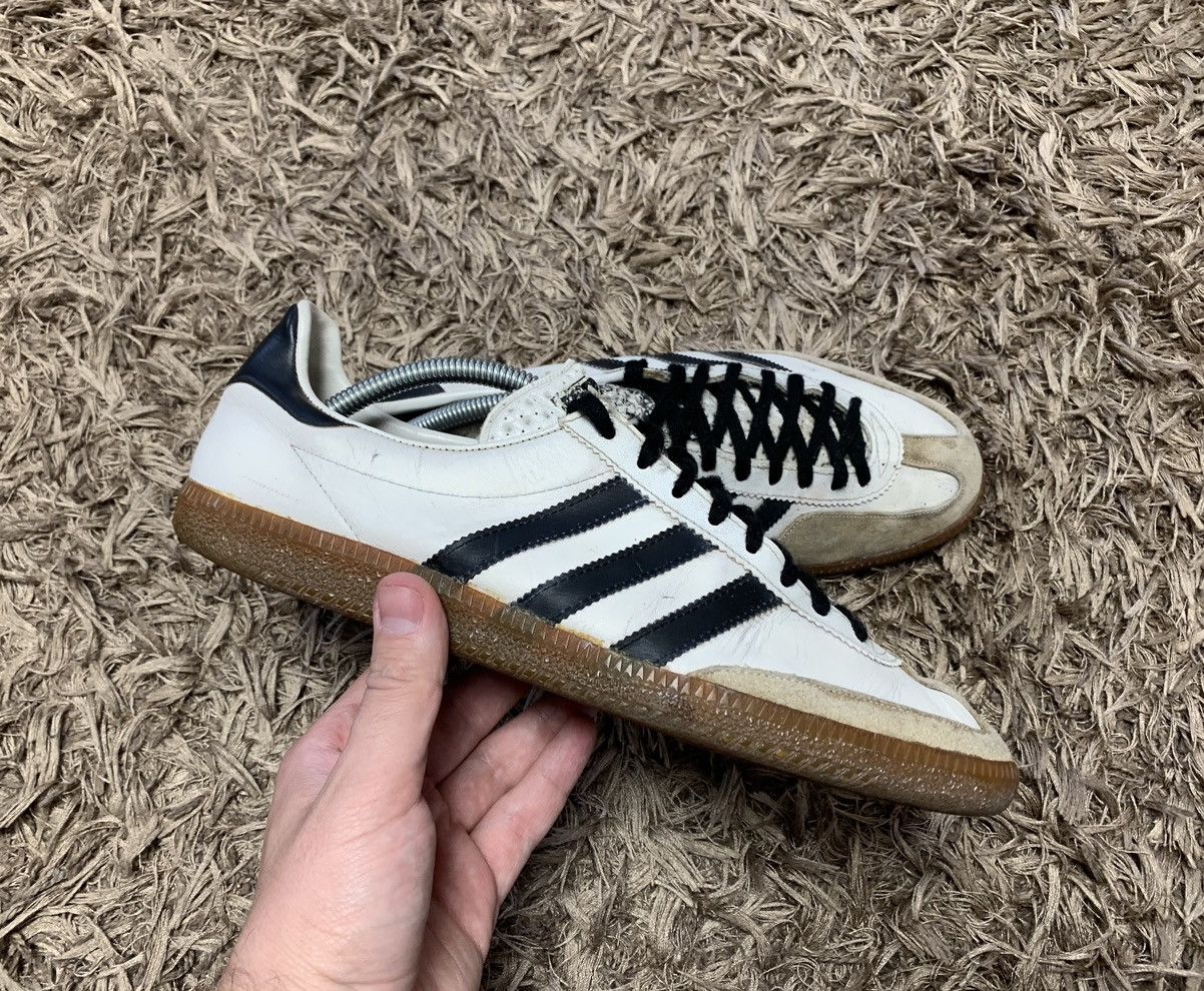 Adidas universal 1980th 1980 rare vintage low sneakers 10 Us