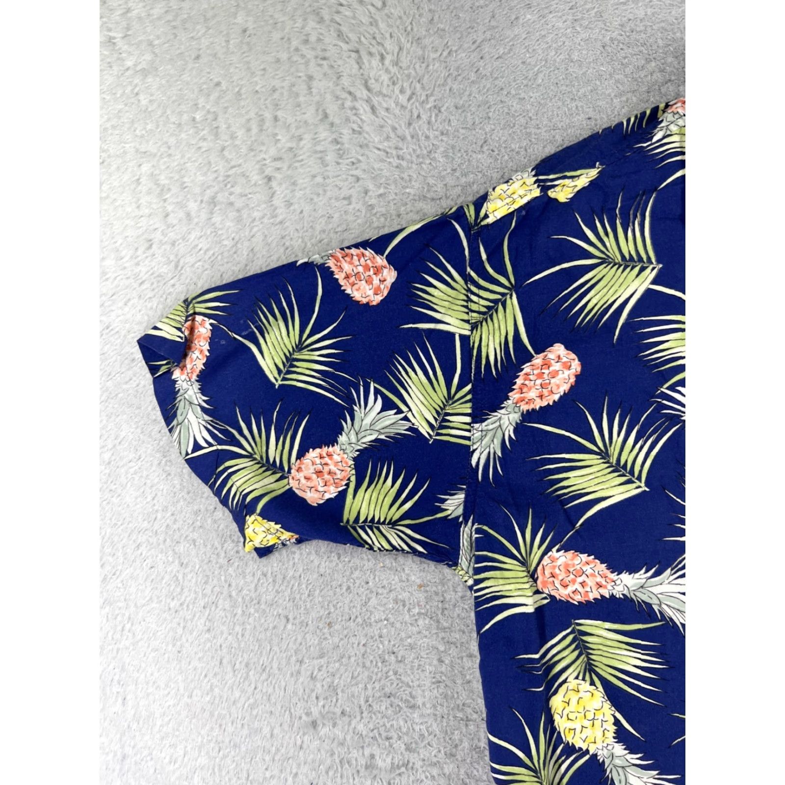 Vintage imprints Shirt Adult Large Blue Pineapple All Over Print 100% Rayon Hawaiian Size US L / EU 52-54 / 3 - 3 Thumbnail