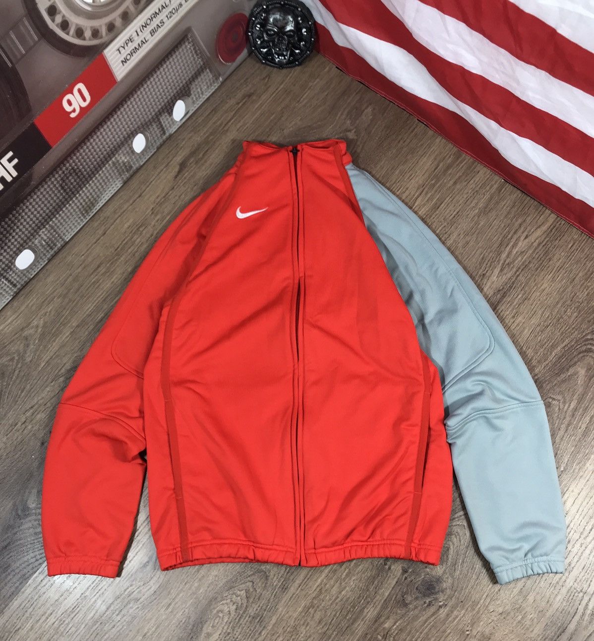 Vintage Vintage Nike Track Zip Jacket Size US M / EU 48-50 / 2 - 1 Thumbnail
