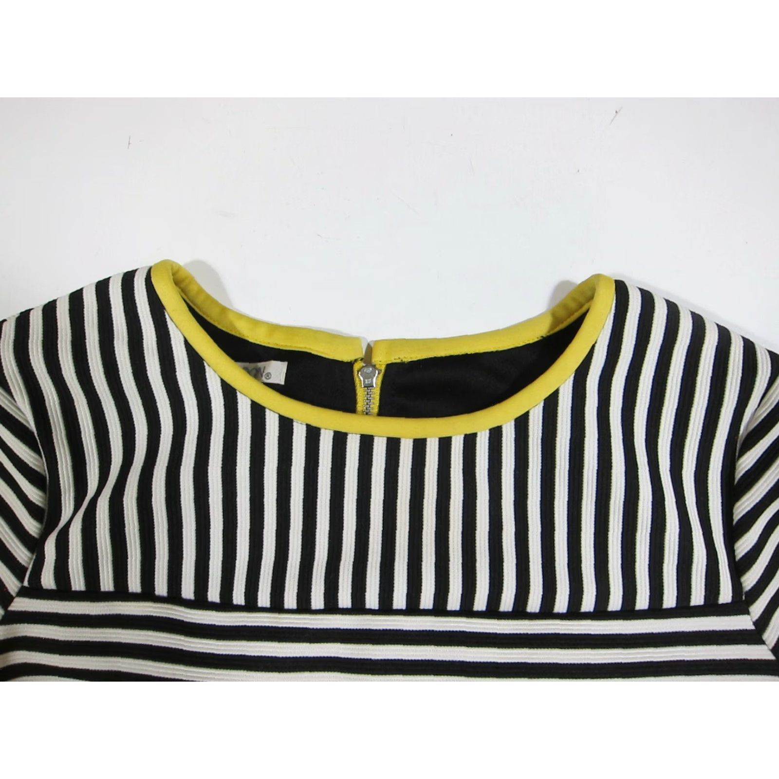 MAGGY LONDON Maggy London Black White Stripe Short Sleeve Pencil Dress Women Size 4 Size 27" / US 4 / IT 40 - 5 Thumbnail