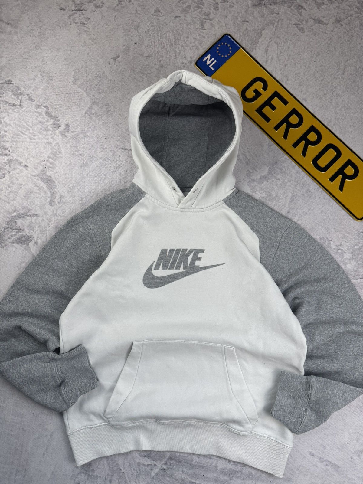 Nike × Vintage NIKE VINTAGE CENTER LOGO OVERSIZE BOXY HOODIE Size US S / EU 44-46 / 1 - 3 Thumbnail