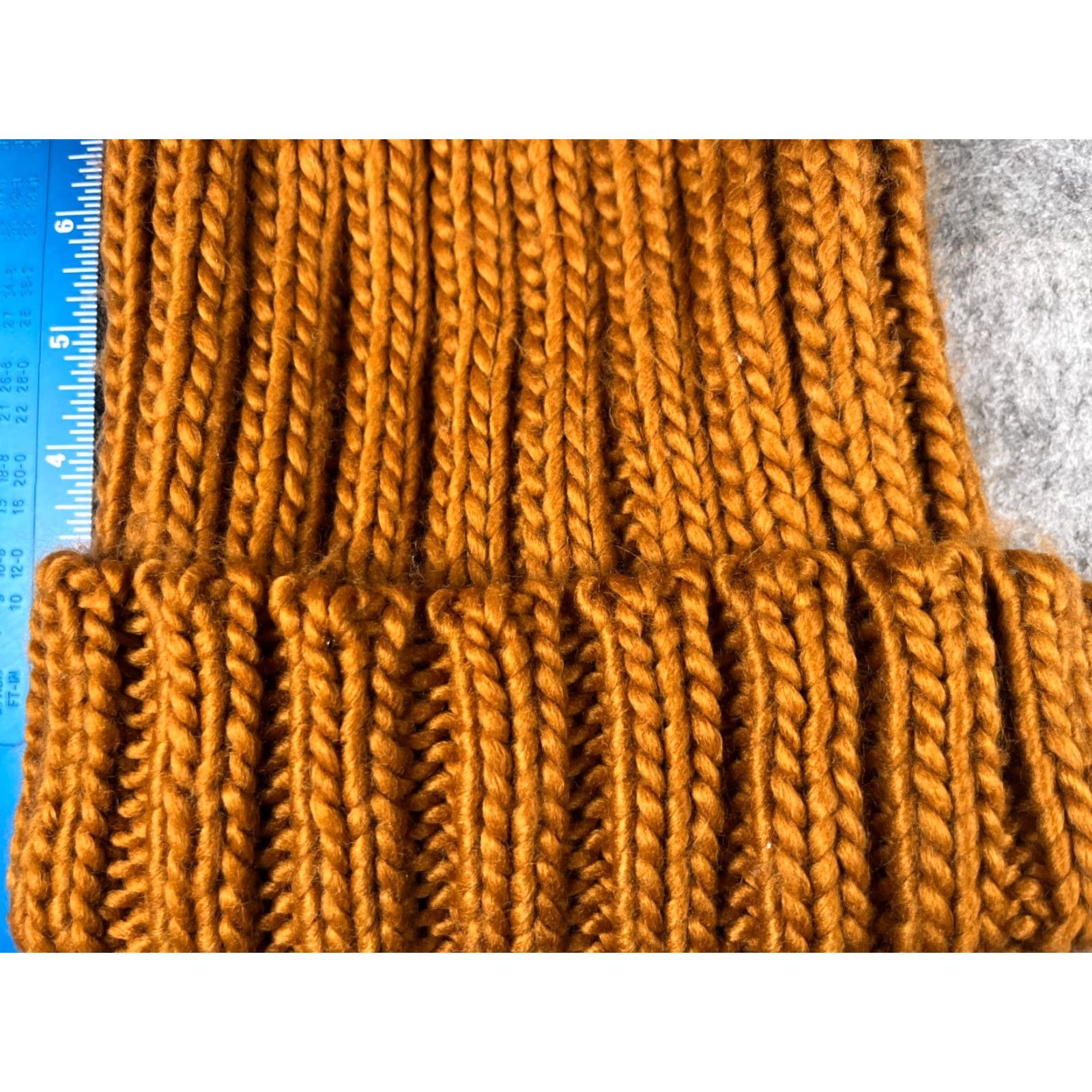 Forever 21 FOREVER 21 Beanie Women One Size Brown Orange Knit Acrylic Ski Womens Size ONE SIZE - 2 Thumbnail
