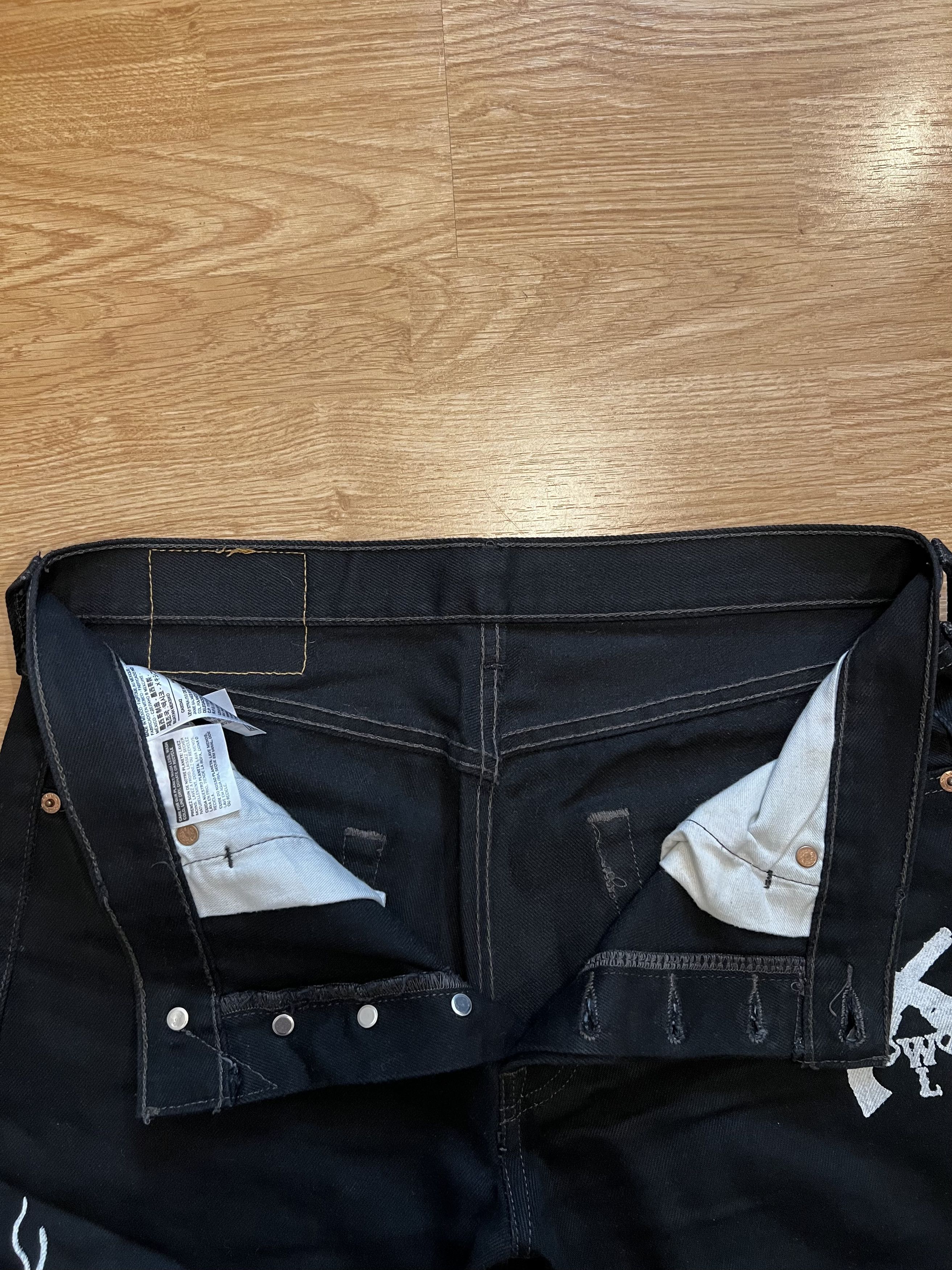Warren Lotas Warren Lotas Levi's 501 black barbed wire denim Size US 30 / EU 46 - 8 Thumbnail