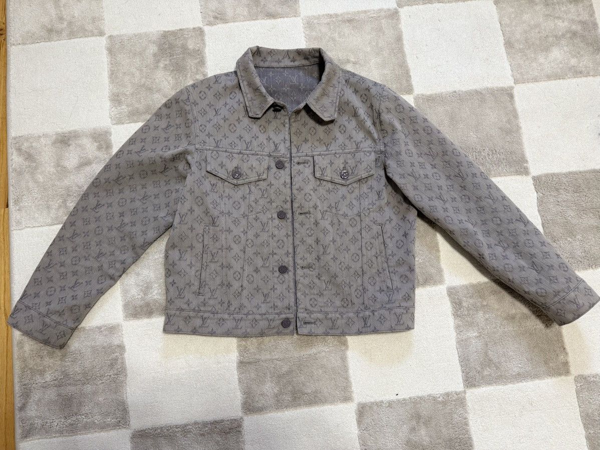 Louis Vuitton Louis Vuitton Monogram Grey Denim Trucker Jacket Size US M / EU 48-50 / 2 - 1 Thumbnail