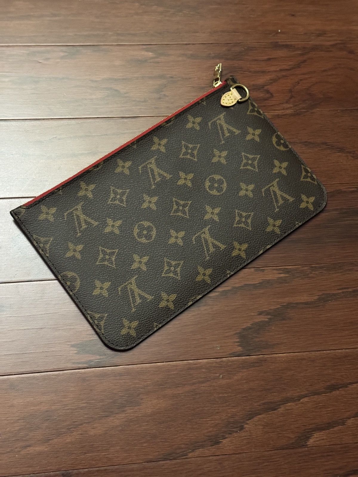 Louis Vuitton Louis Vuitton Pochette Monogram New Size ONE SIZE - 2 Thumbnail