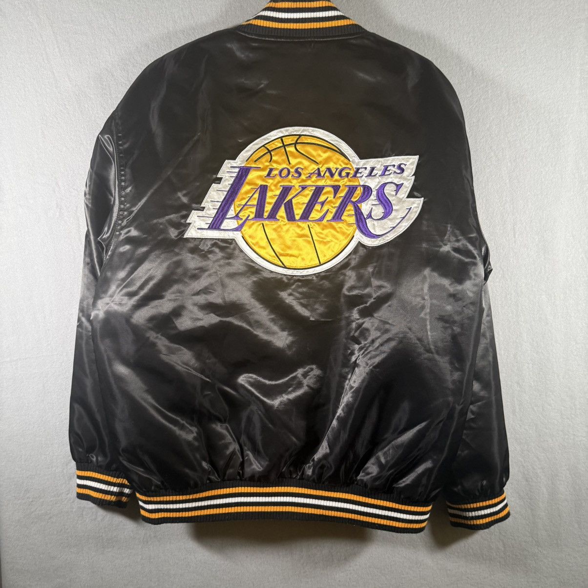 JH Design JH Design NBA Los Angeles Lakers Big Logo Black Satin jacket Size US L / EU 52-54 / 3 - 2 Thumbnail