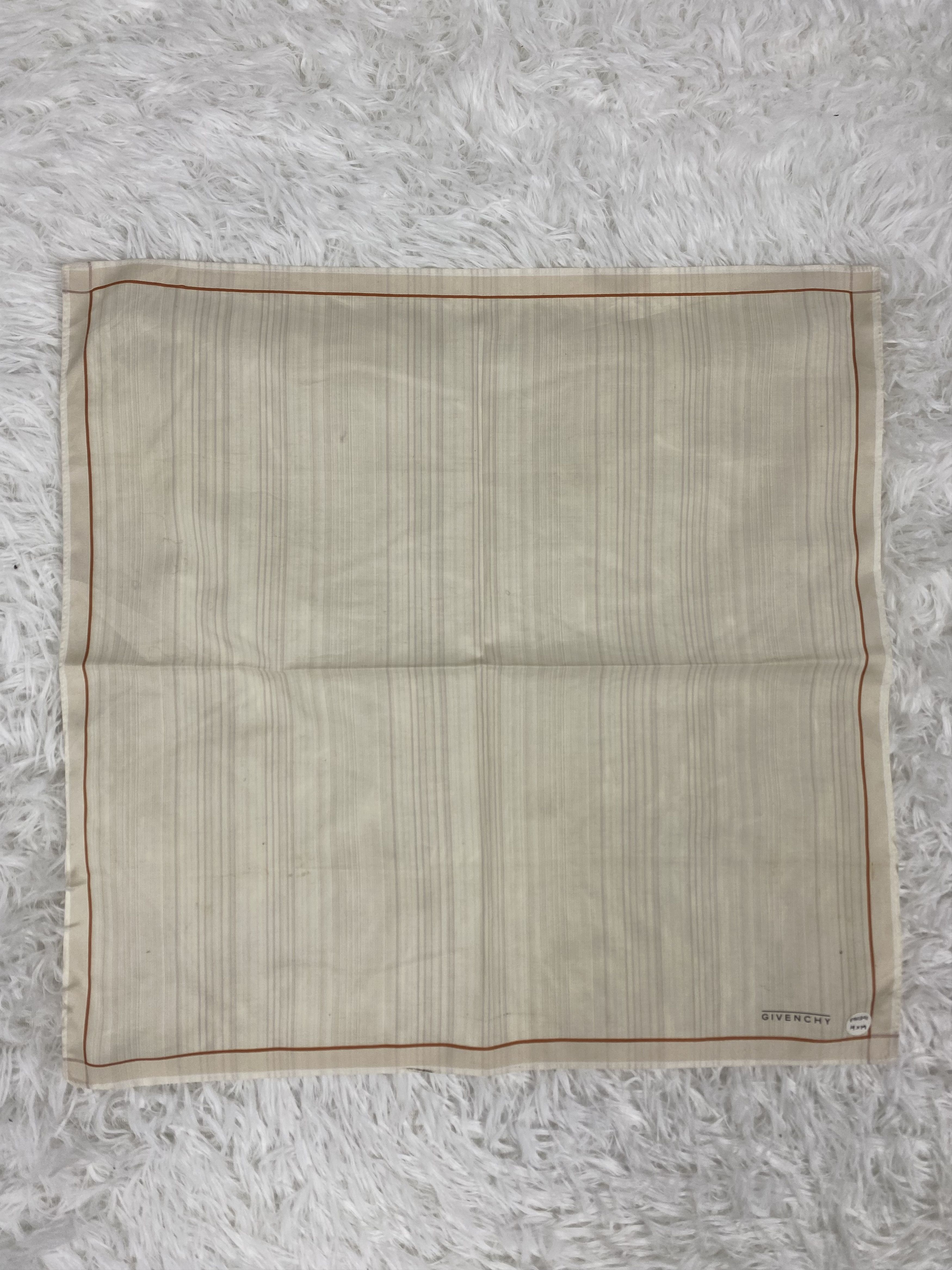 Vintage Vintage Givenchy Handkerchief Neckerchief PH0391 Size ONE SIZE - 3 Thumbnail