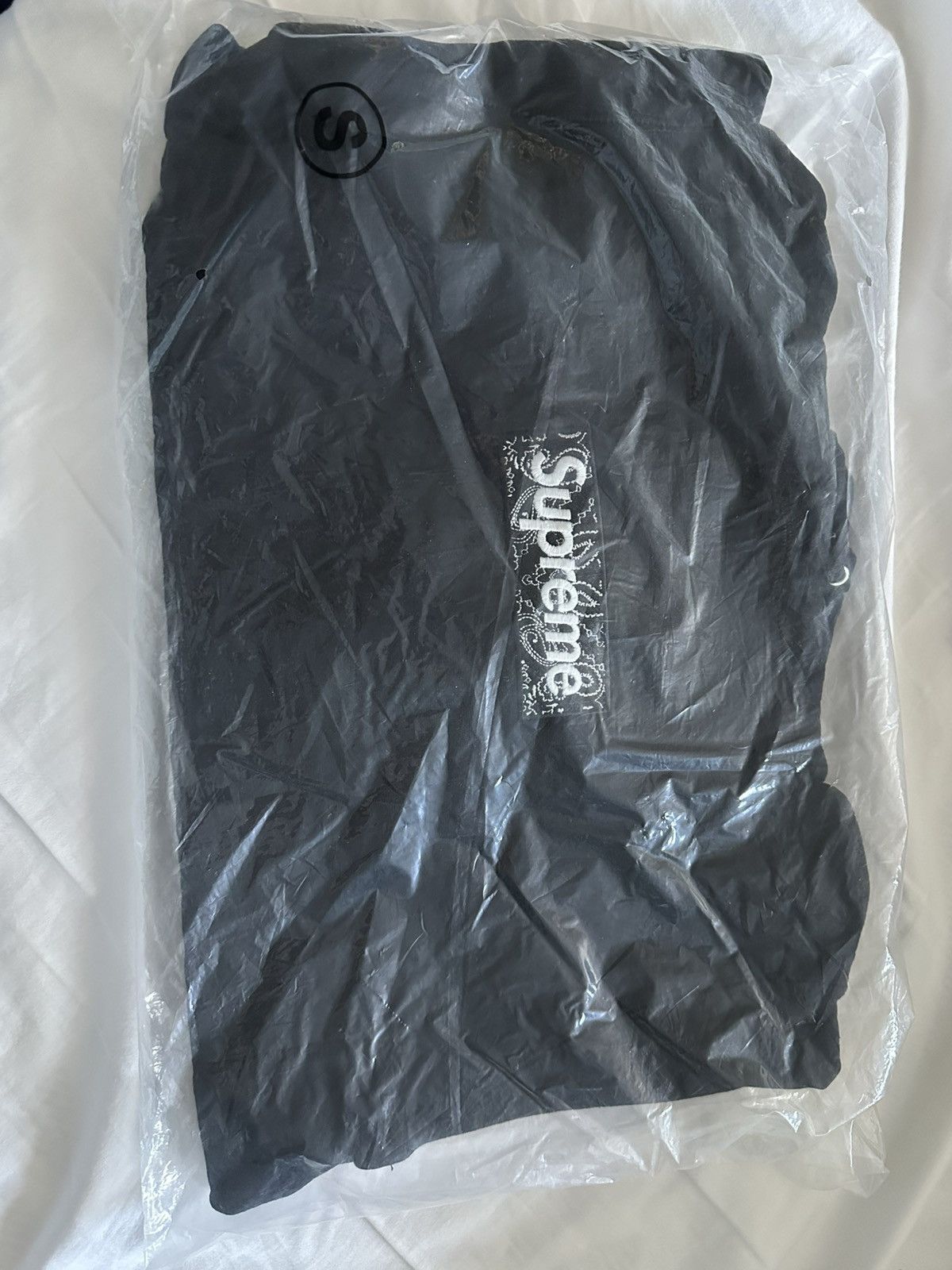 Supreme Supreme Bandana Box Logo Size US S / EU 44-46 / 1 - 1 Thumbnail