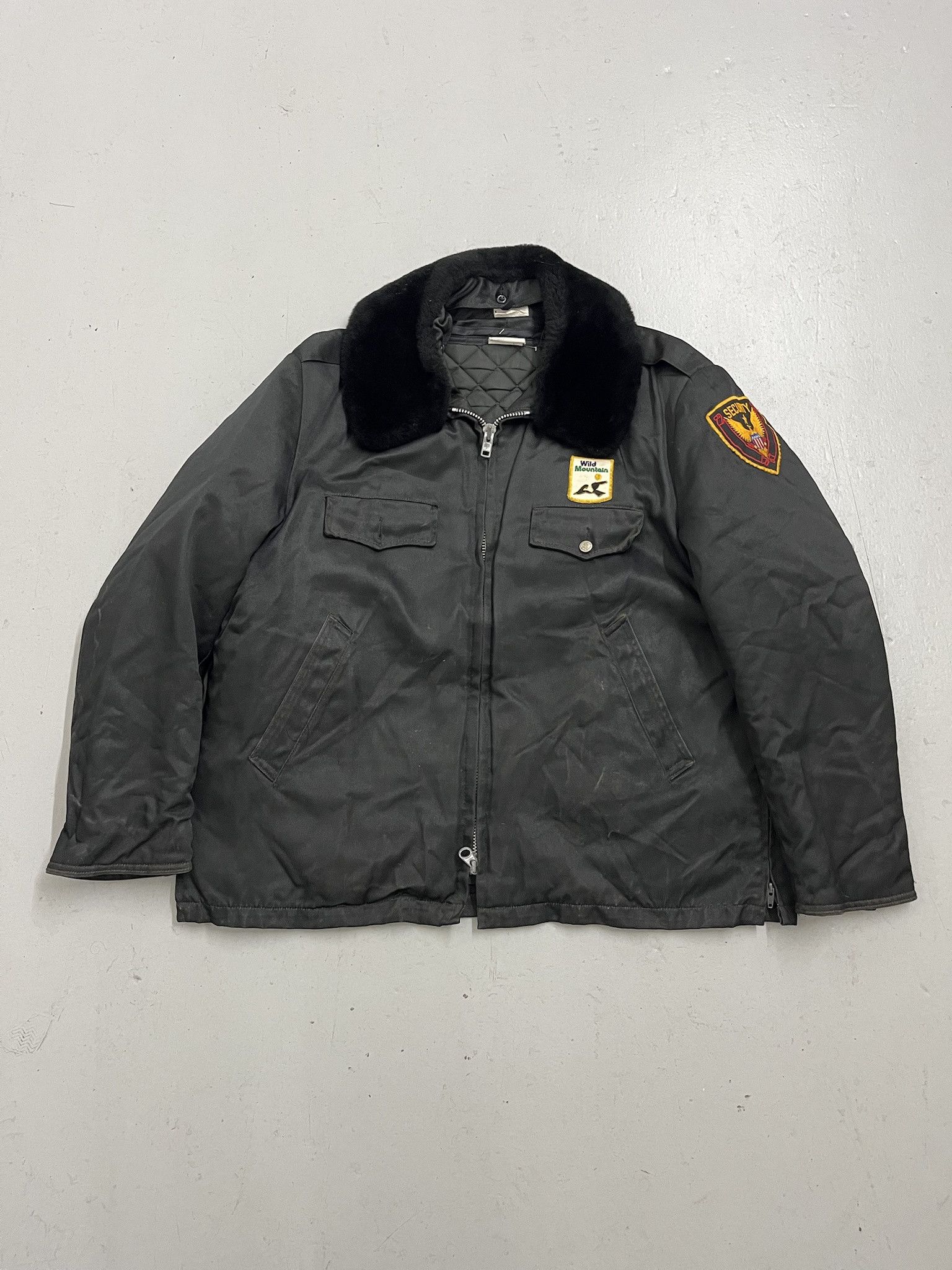 Vintage Vintage 2000s Security Jacket Wild Mountain Fur Collar Winter Coat Size XL Size US XL / EU 56 / 4 - 1 Thumbnail