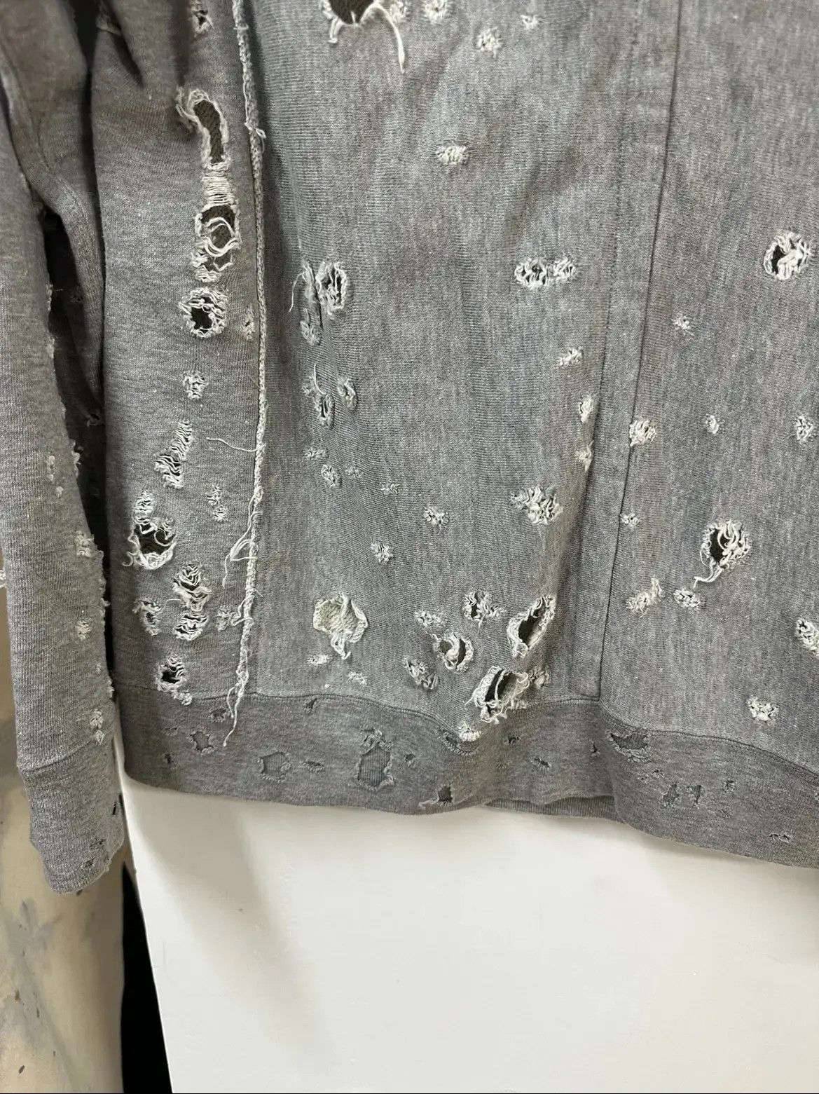 Takahiromiyashita The Soloist. Takahiromiyashita The Soloist. Destoryed Grey Sweatshirt Size US M / EU 48-50 / 2 - 5 Thumbnail