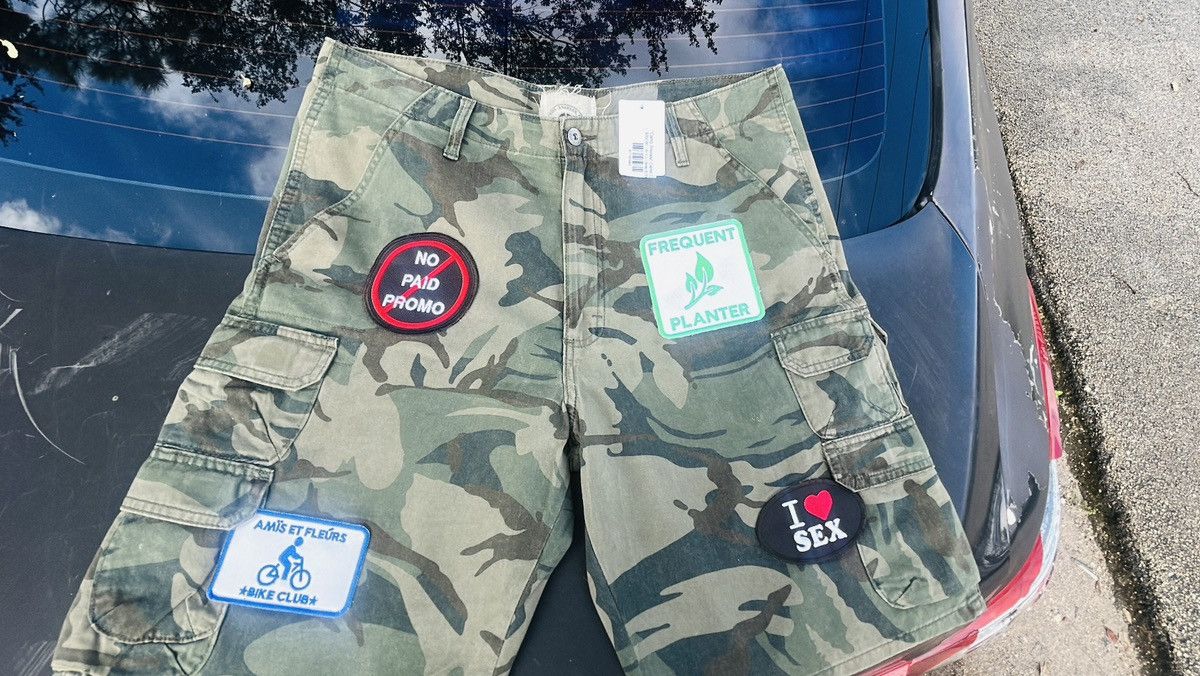 Other Camp Snoopy camo cargo Size US 36 / EU 52 - 1 Thumbnail
