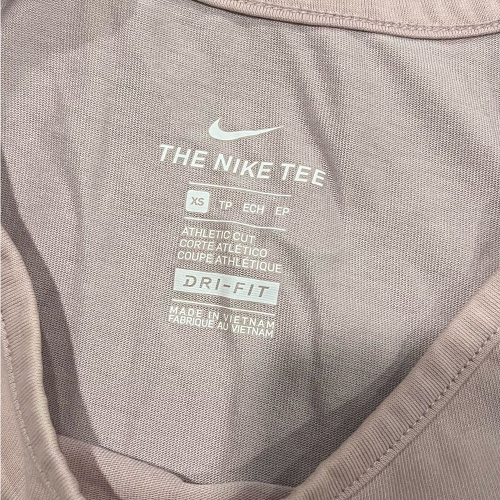 Nike Nike The Nike Tee DriFIT Athletic Cut Light Pink Tank Top XS Size XS / US 0-2 / IT 36-38 - 3 Thumbnail