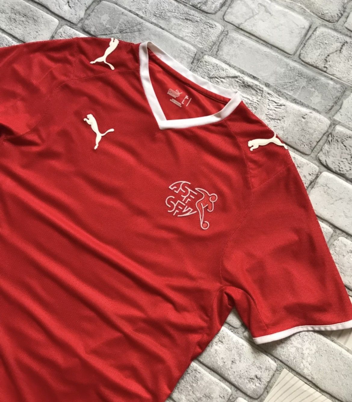 Puma × Vintage Mens T Shirt Jersey Puma Switzerland Size S Size US S / EU 44-46 / 1 - 2 Thumbnail