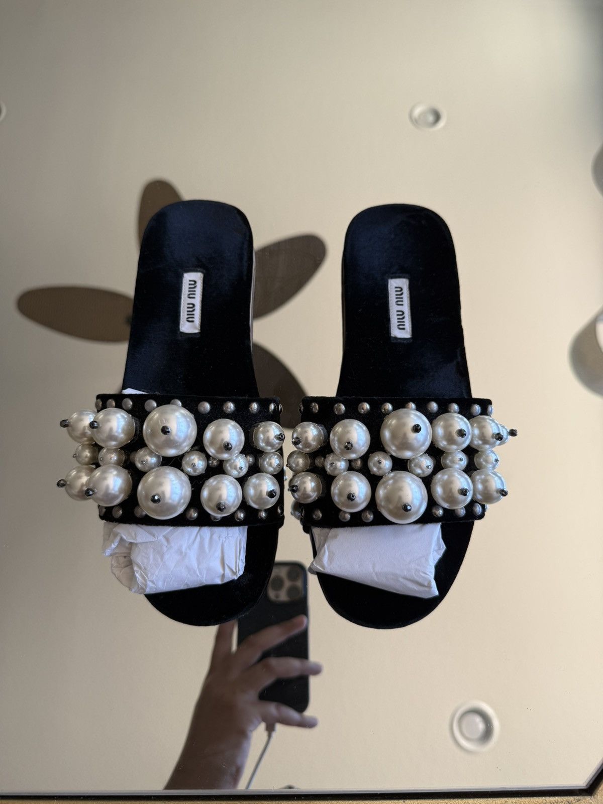 Miu Miu Miu Miu Black Velvet Faux Pearl Embellished Flat Sandal Size US 8 / IT 38 - 9 Thumbnail
