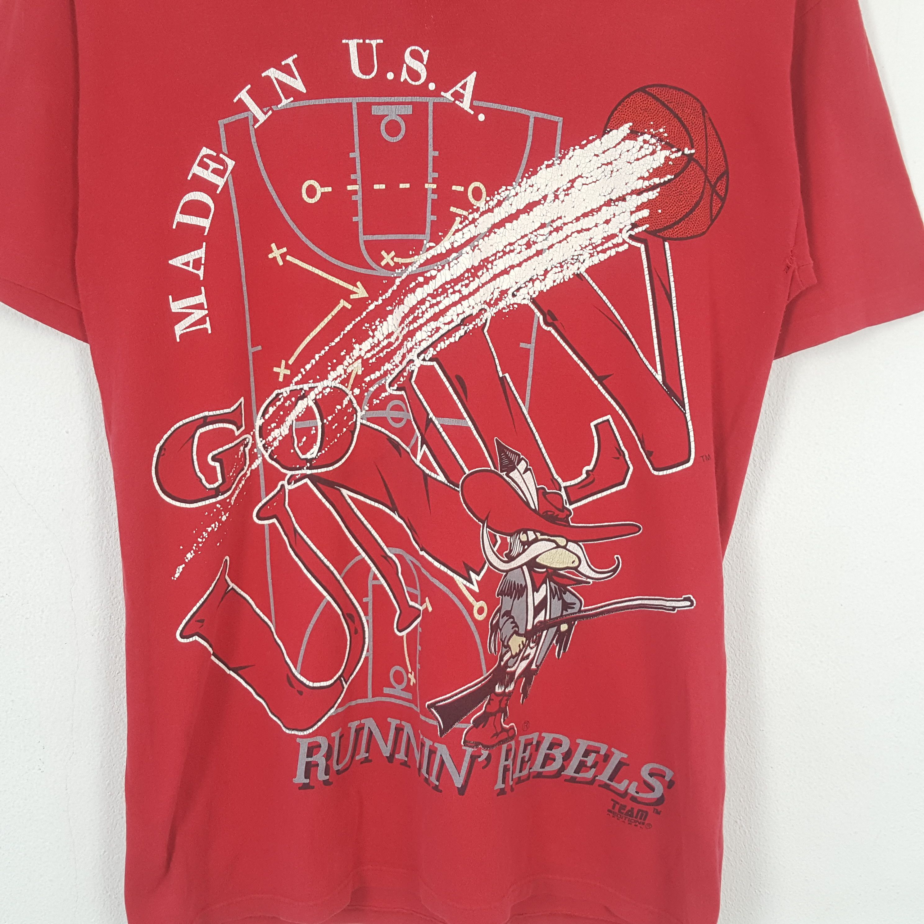NBA × Vintage Runnin' Rebels Basketball Team Vintage Tshirt C276N66 Size US L / EU 52-54 / 3 - 2 Thumbnail