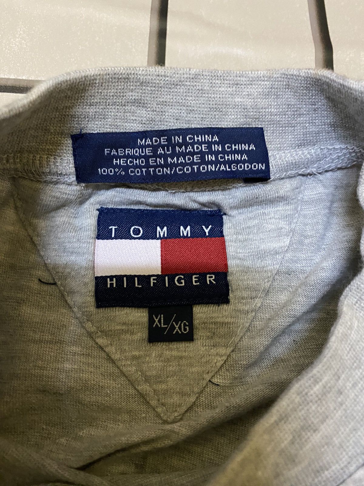 Designer × Tommy Hilfiger Vintage TOMMY HILFIGER T-SHIRT BIG LOGO Size US M / EU 48-50 / 2 - 9 Thumbnail