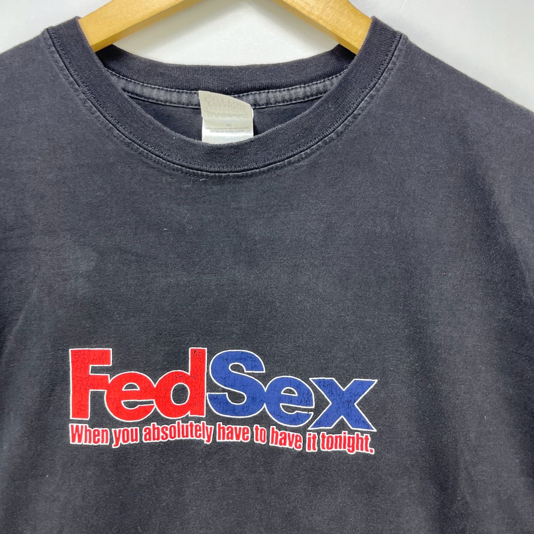 Vintage VINTAGE Fed Sex Sun Faded FedEx T Shirt XL Humor Funny Black Shirt Men XL Modern Y2K Sun FedEx Humor Size US XL / EU 56 / 4 - 3 Thumbnail