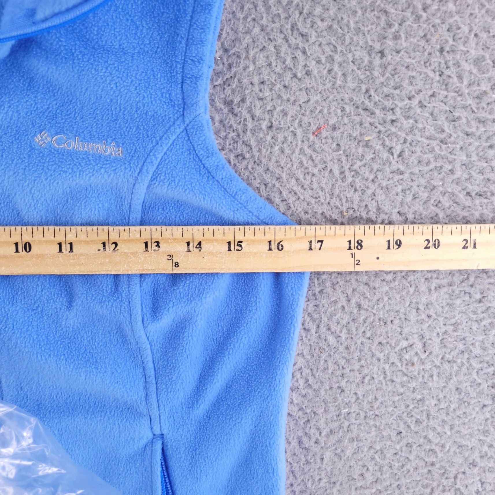 Vintage Columbia Sweater Vest Womens Small Blue Zip Polyester Fleece Shirt Vest Womens Small Blue Zip Polyester Fleece Size S / US 4 / IT 40 - 5 Thumbnail