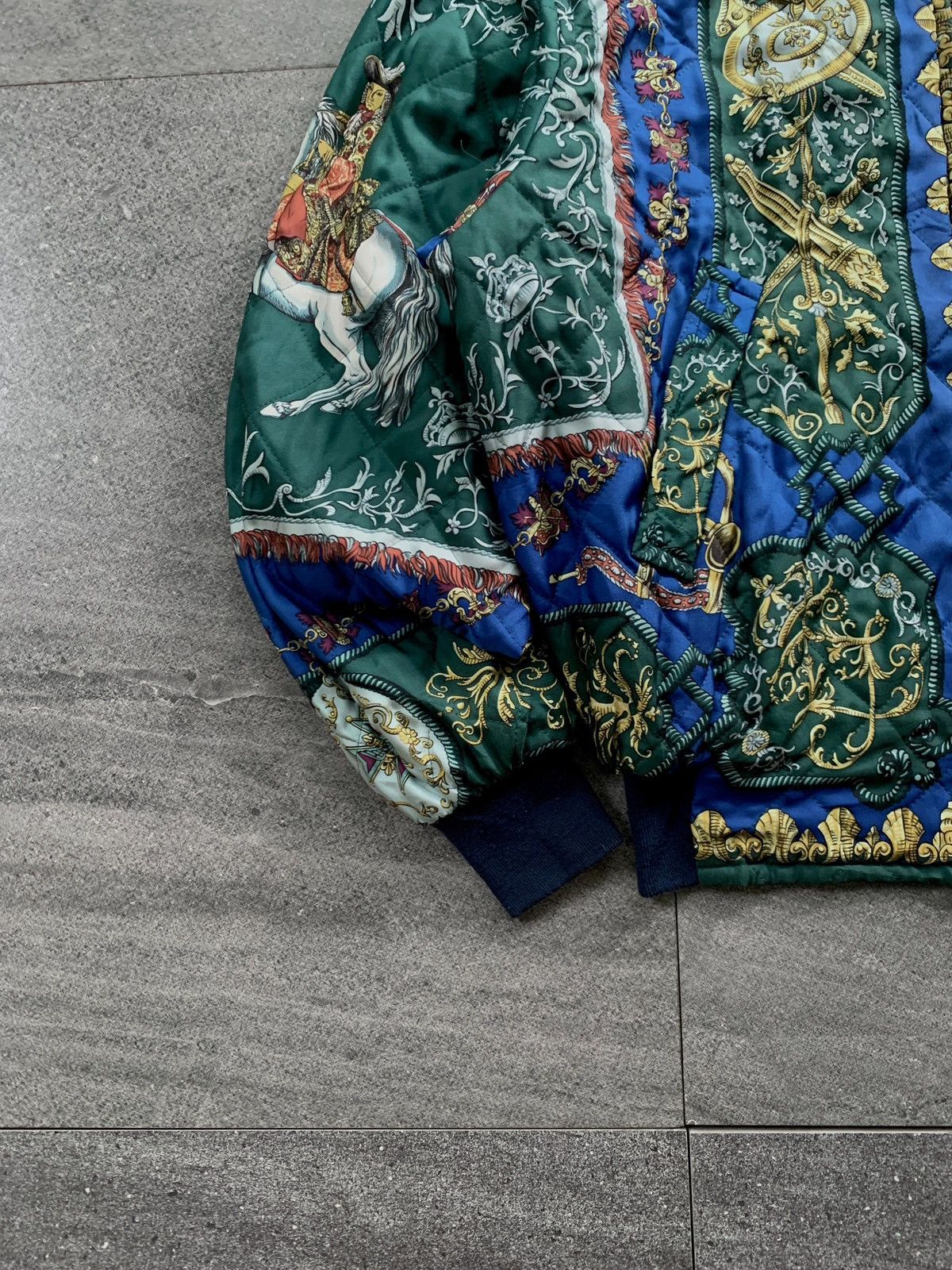 Hermes FREE TAX! 90s Reversible Silk Bomber Jacket Size US S / EU 44-46 / 1 - 5 Thumbnail