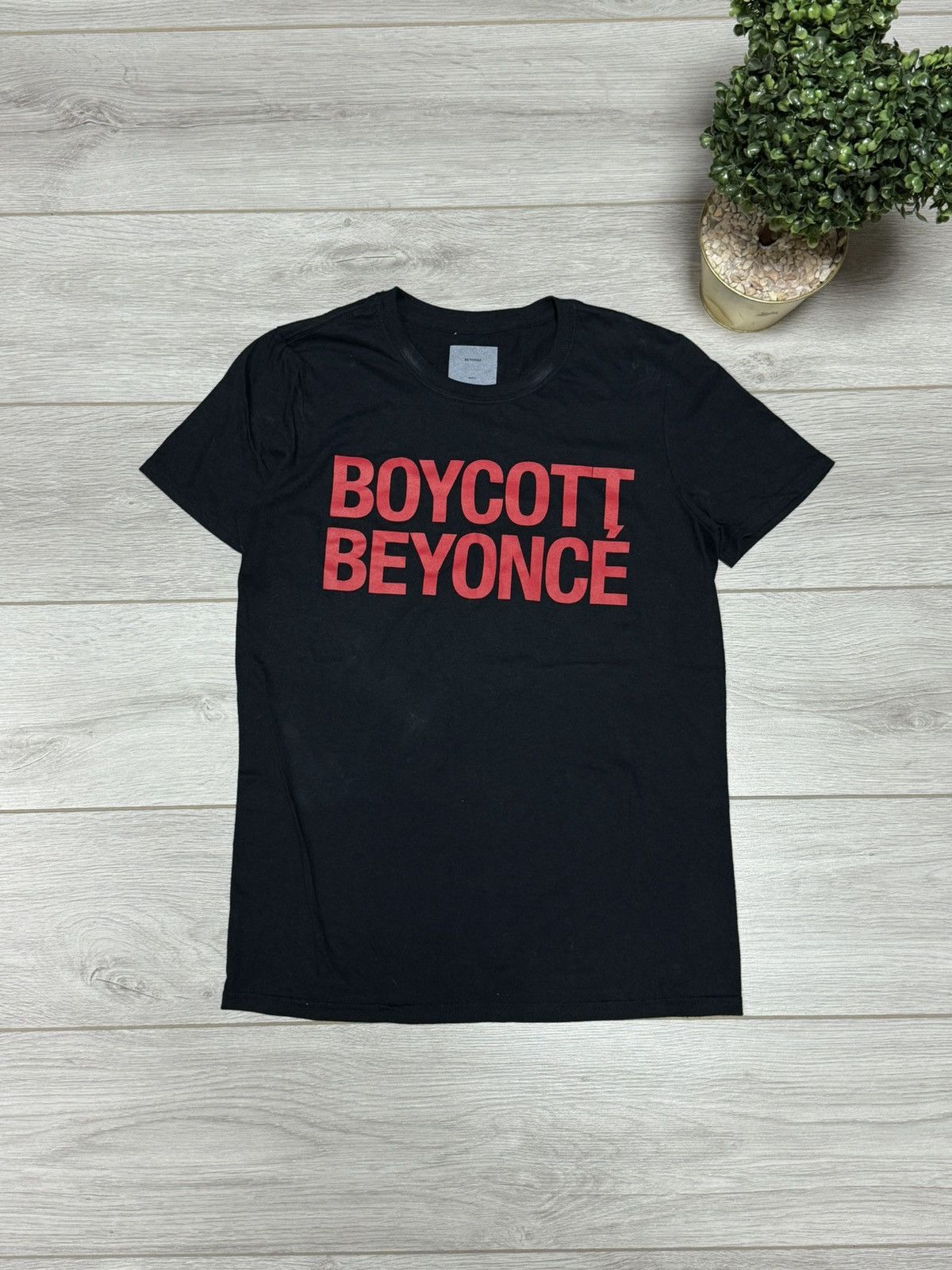 Boycott Beyoncé The Formation World Tour T-Shirt Size Small