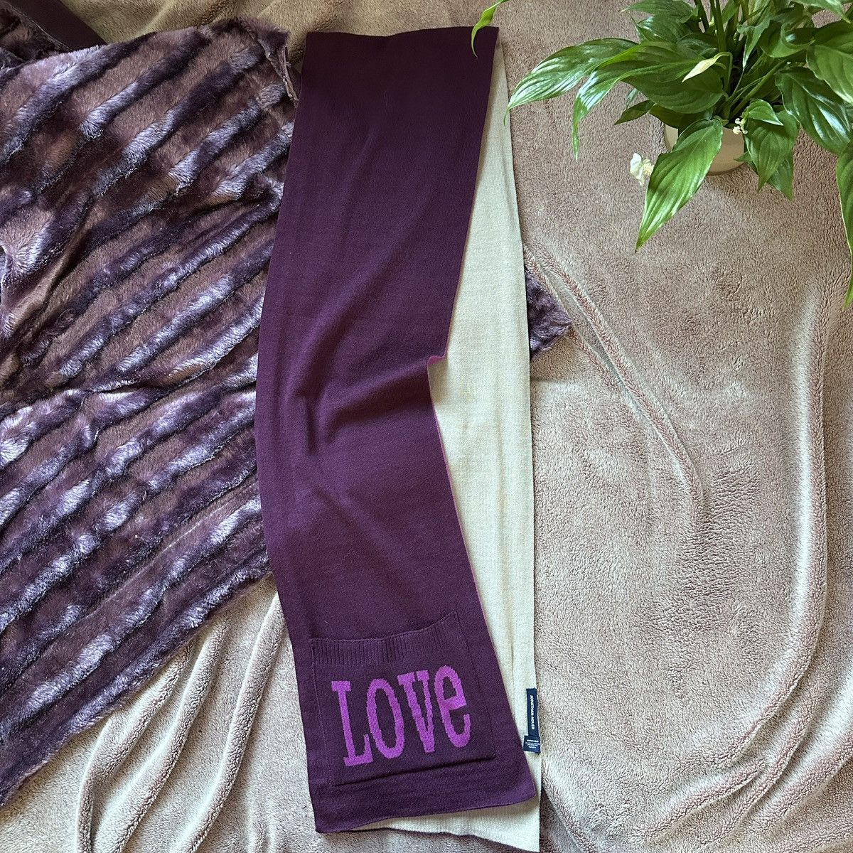 Designer Jonathan Adler Peace Love Scarf Muffler Designer Usa Luxury Size ONE SIZE - 8 Thumbnail
