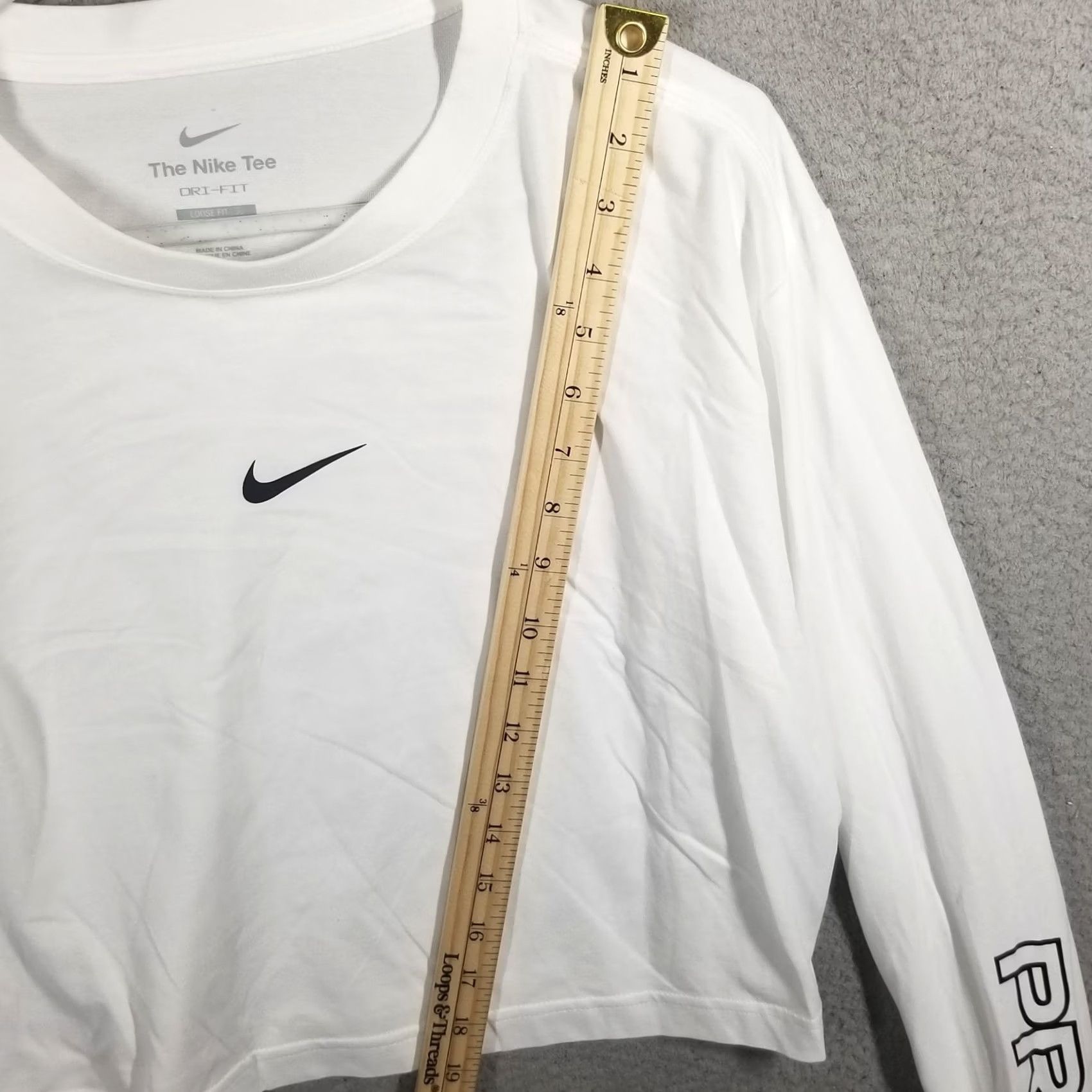 Nike Nike Pro Cropped Long-Sleeve Top S White Women's T-Shirt Nike Dri-Fit Center Swoosh Sample Rare Unreleased Size S / US 4 / IT 40 - 5 Thumbnail