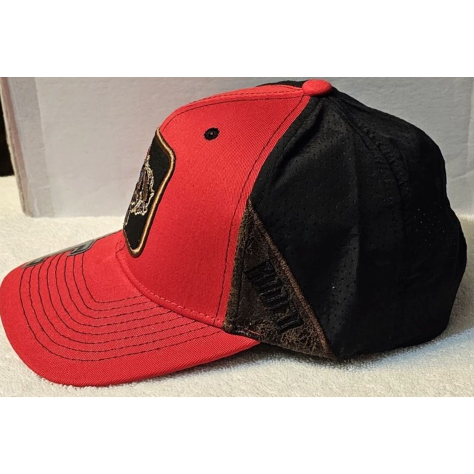 Vintage RODEO COWBOY BUCKING HORSE BRONC RIDING ROUNDUP SNAPBACK BASEBALL CAP #5 Size ONE SIZE - 2 Thumbnail