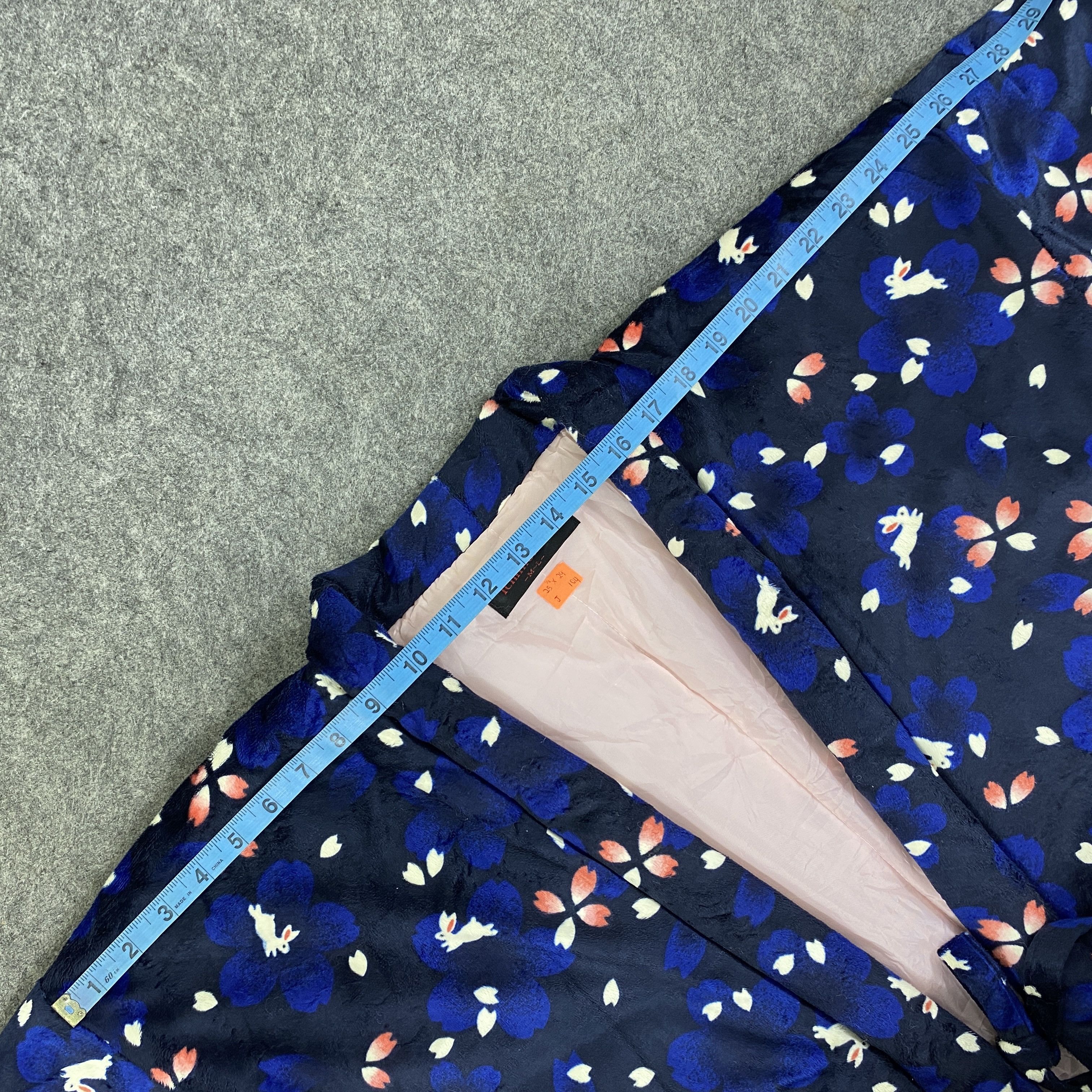 Japanese Brand Vintage Japanese Hanten Kimono Flower Full Print - J104 Size US L / EU 52-54 / 3 - 5 Thumbnail