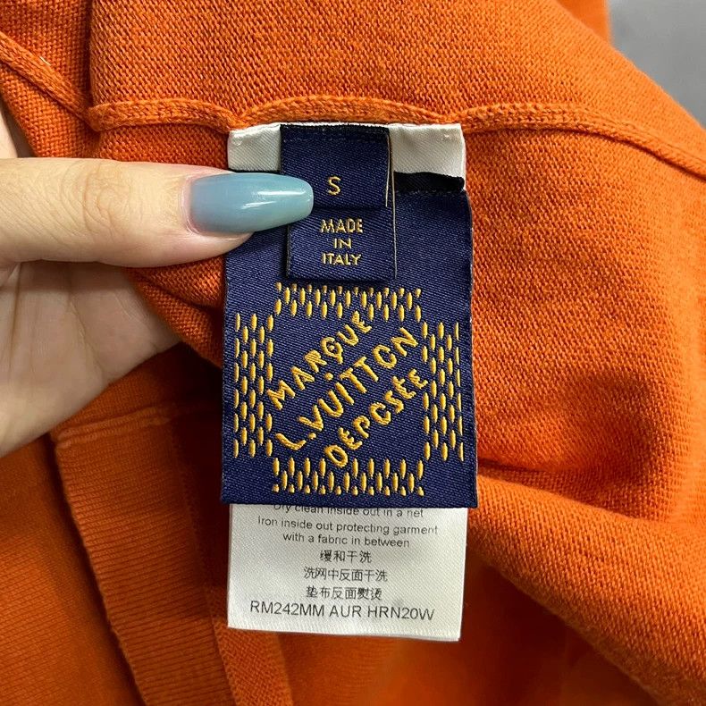 Louis Vuitton Louis Vuitton 24 Latest Orange Letter Logo Pattern Intarsi Size US S / EU 44-46 / 1 - 3 Thumbnail