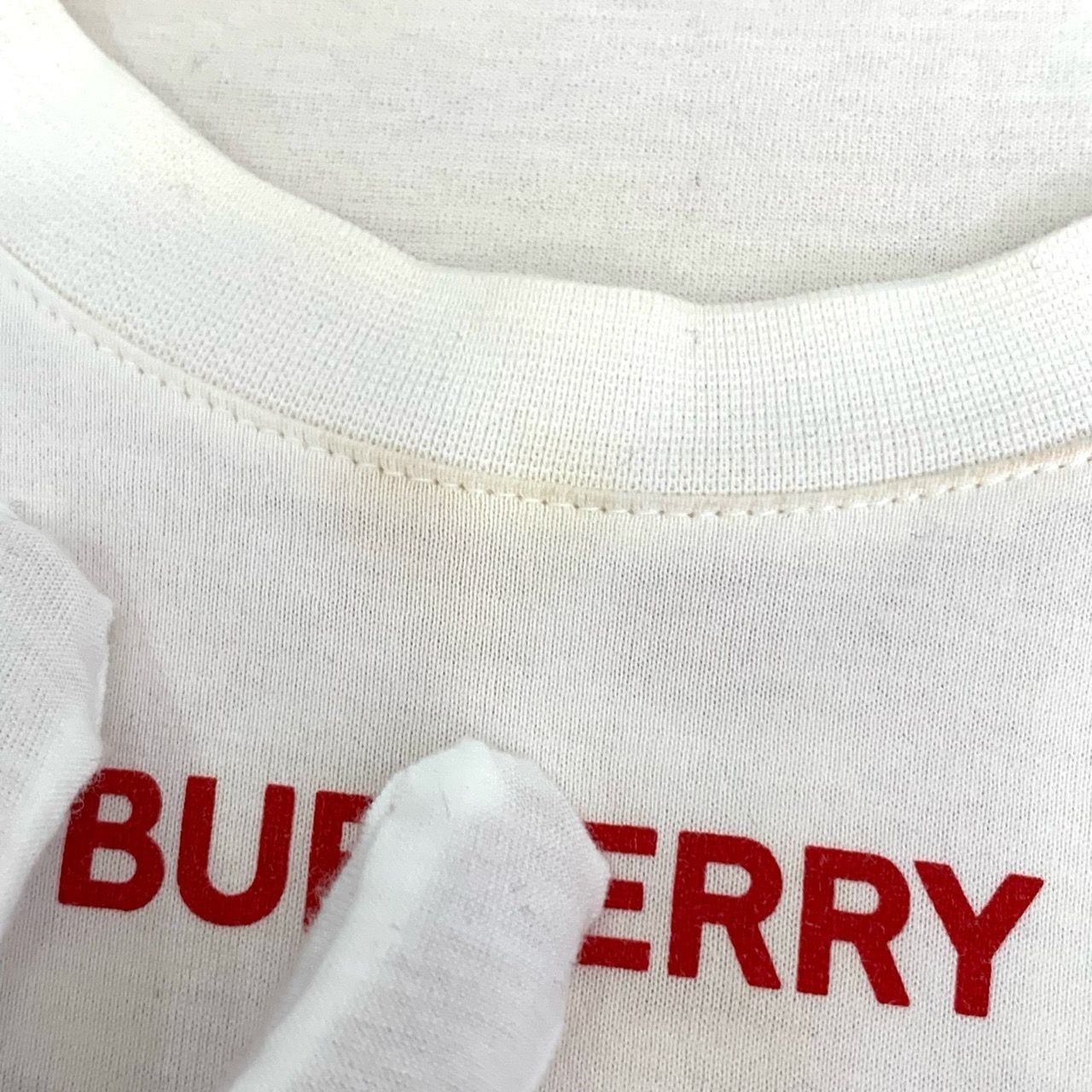 Burberry Burberry White Universal Passport Sleeveless Cotton T-Shirt Size US XS / EU 42 / 0 - 5 Thumbnail