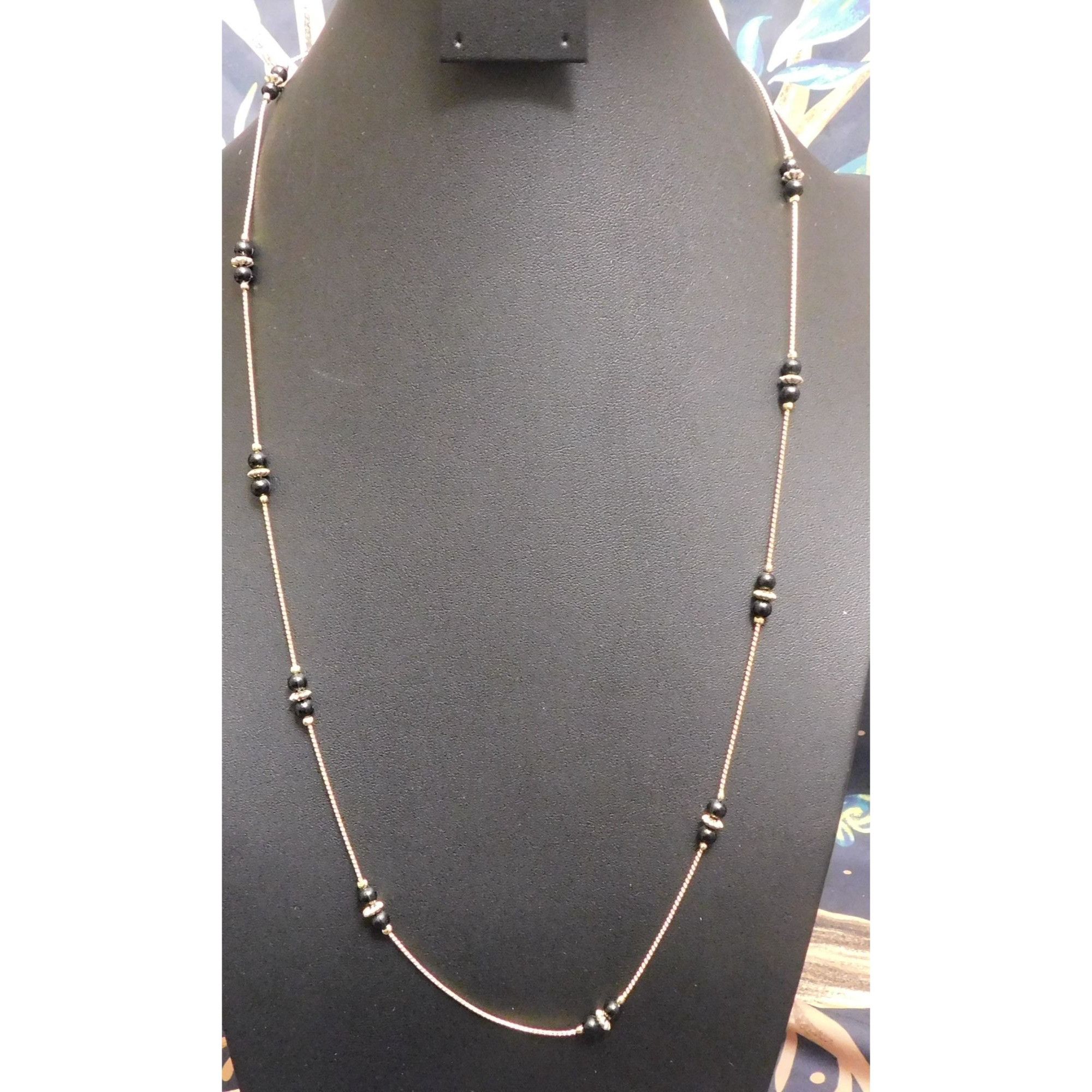 Other Vintage Simple Elegant Black And Gold Tone Station Necklace Size ONE SIZE - 3 Thumbnail