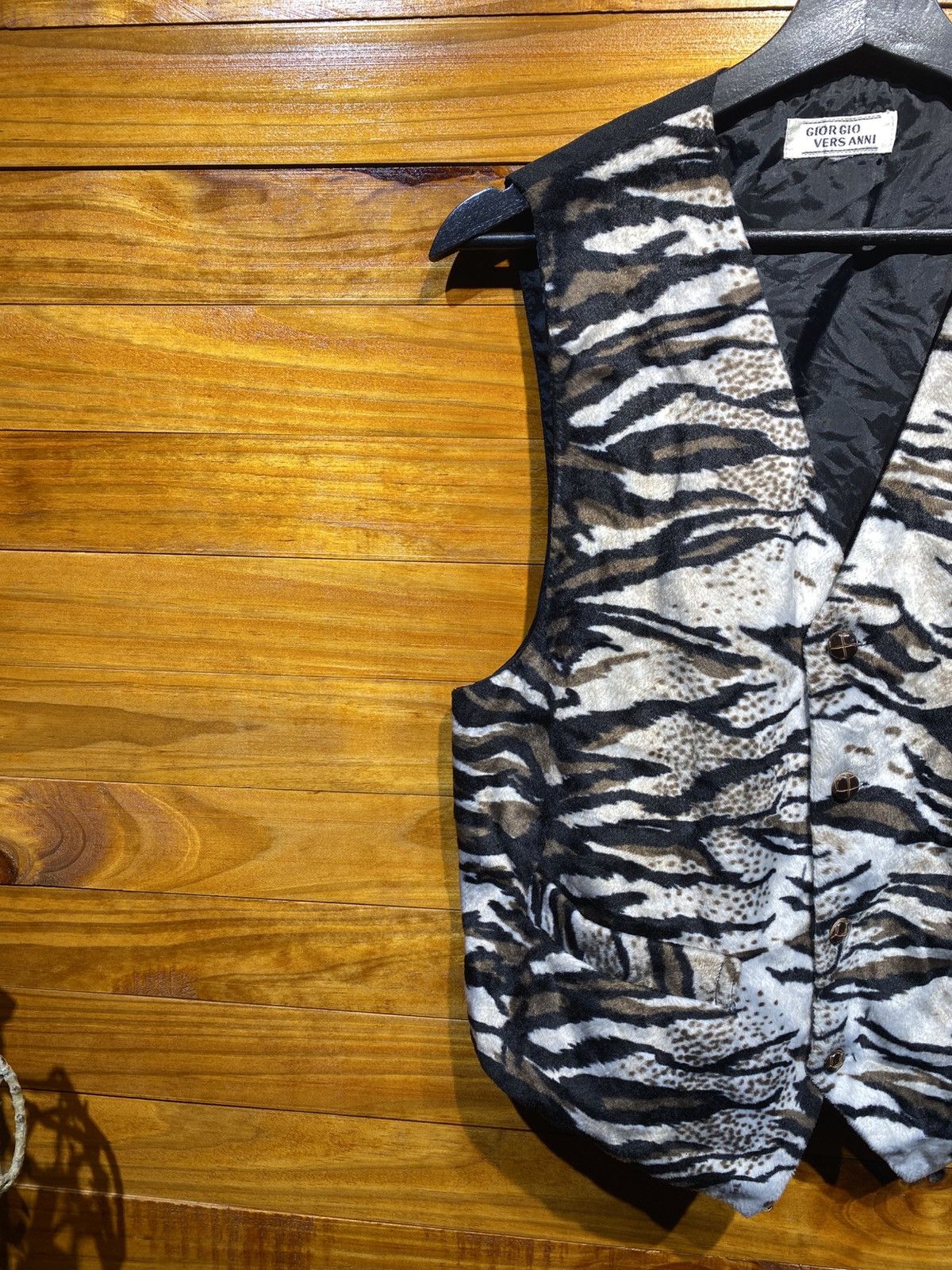 Vintage Vintage Giorgio Versanni Tiger Zebra Bold Men Waist Vest Size US M / EU 48-50 / 2 - 9 Thumbnail