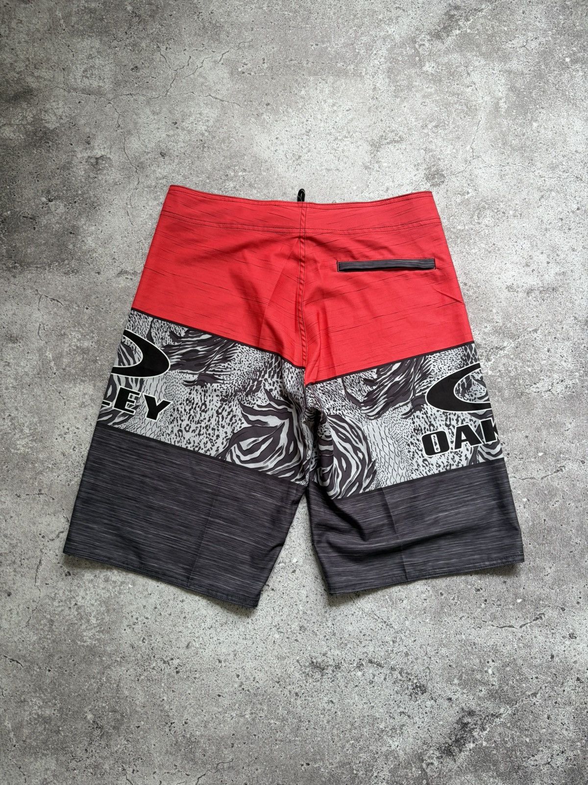 Oakley Oakley Board Serf Mens Shorts Size US 32 / EU 48 - 6 Thumbnail