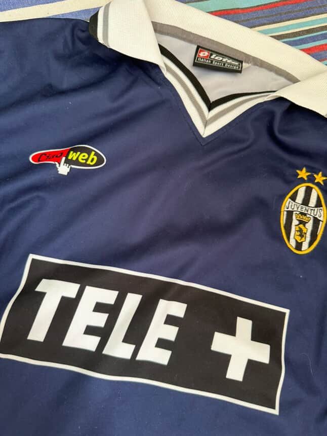 Lotto Sport juventus 2000/01 third Size US M / EU 48-50 / 2 - 4 Thumbnail