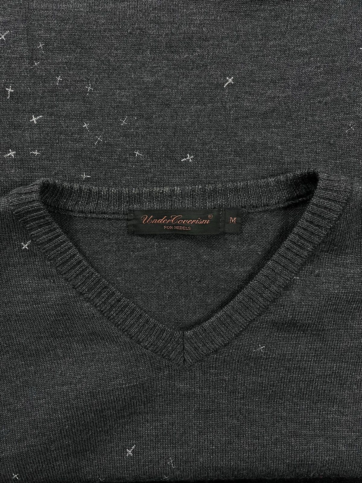 Jun Takahashi Undercover - AW02 Cross Pattern Knit Size US M / EU 48-50 / 2 - 3 Thumbnail