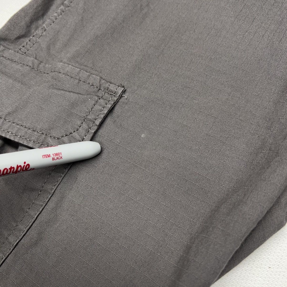 Levi's Levis Cargo Pants Grey Ripstop Straight Tactical Y2K Size US 29 - 5 Thumbnail