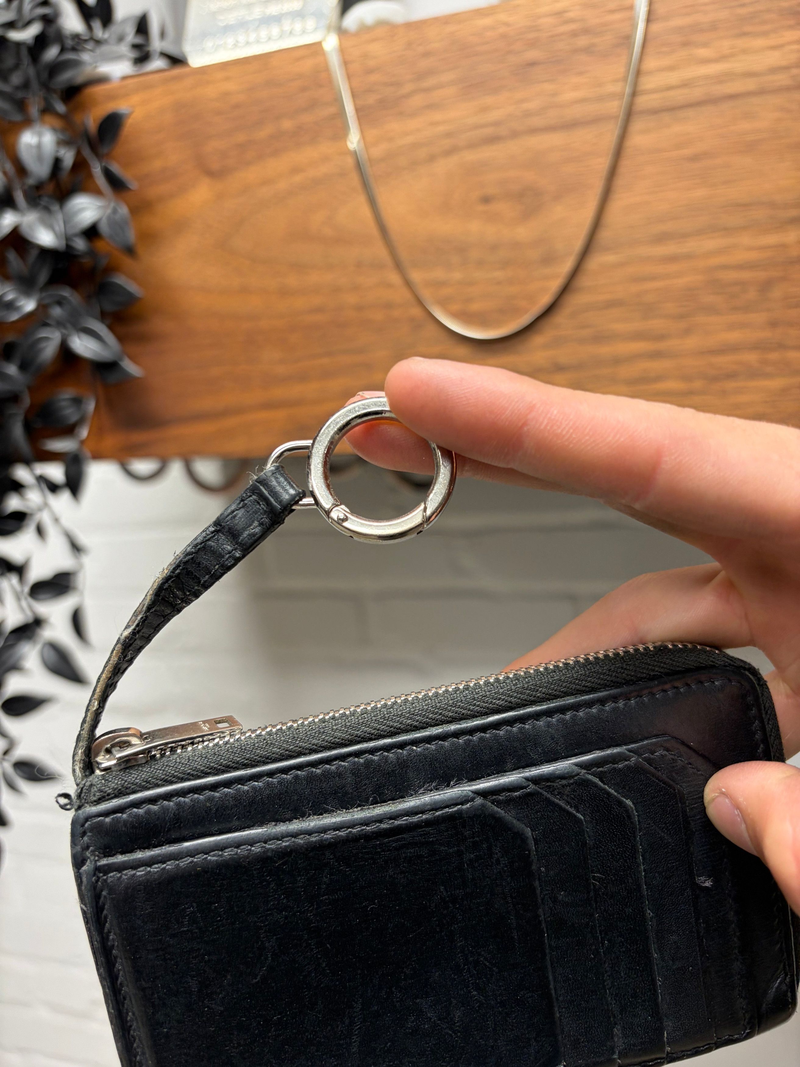 Saint Laurent Paris Saint Laurent Black Calfskin Leather ‘Keyhook’ Cardholder Size ONE SIZE - 2 Thumbnail