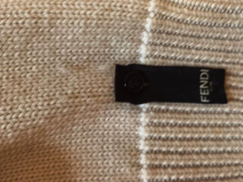 Fendi FENDI Men's sweaters Size US M / EU 48-50 / 2 - 5 Thumbnail