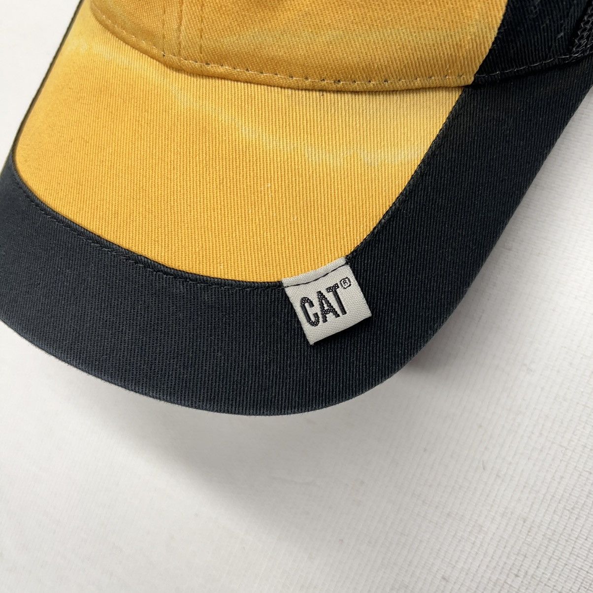 Caterpillar Cat Caterpillar Hat Yellow Black Snap Back Truck Machine Size ONE SIZE - 4 Thumbnail
