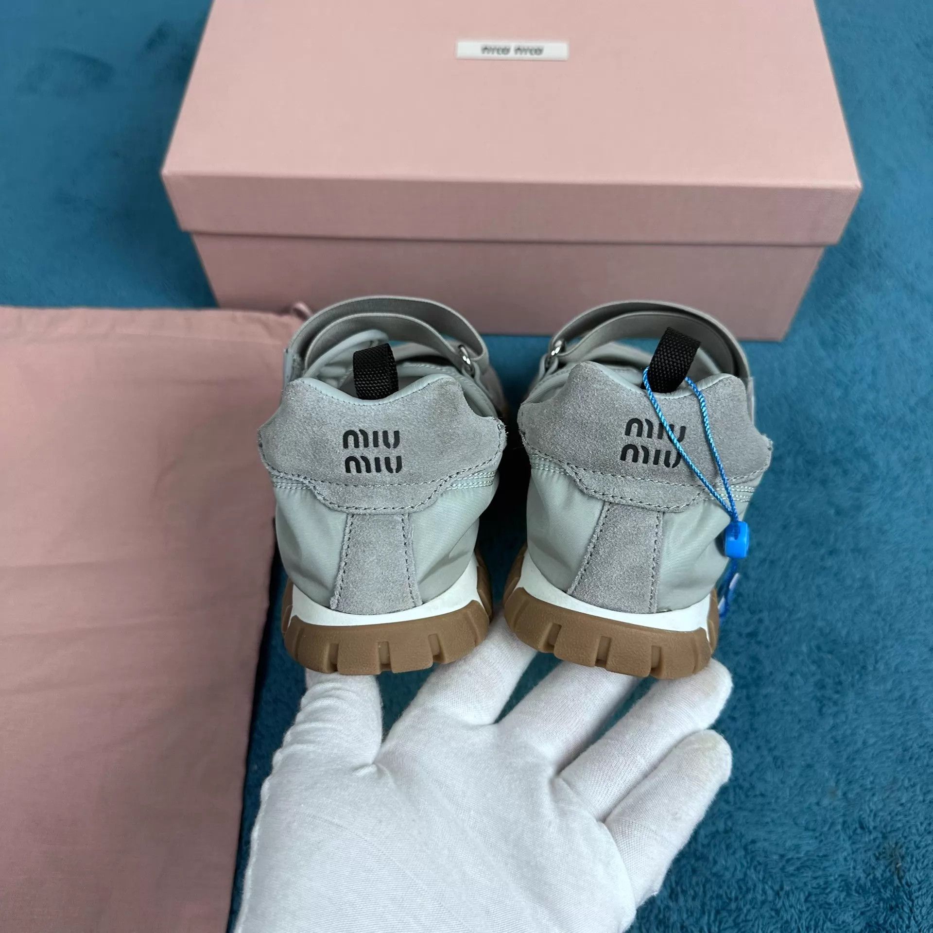 Miu Miu MIU MIU women's Tyre Suede Ballet Flats Gray 34.5 Size US 4 / IT 34 - 4 Thumbnail