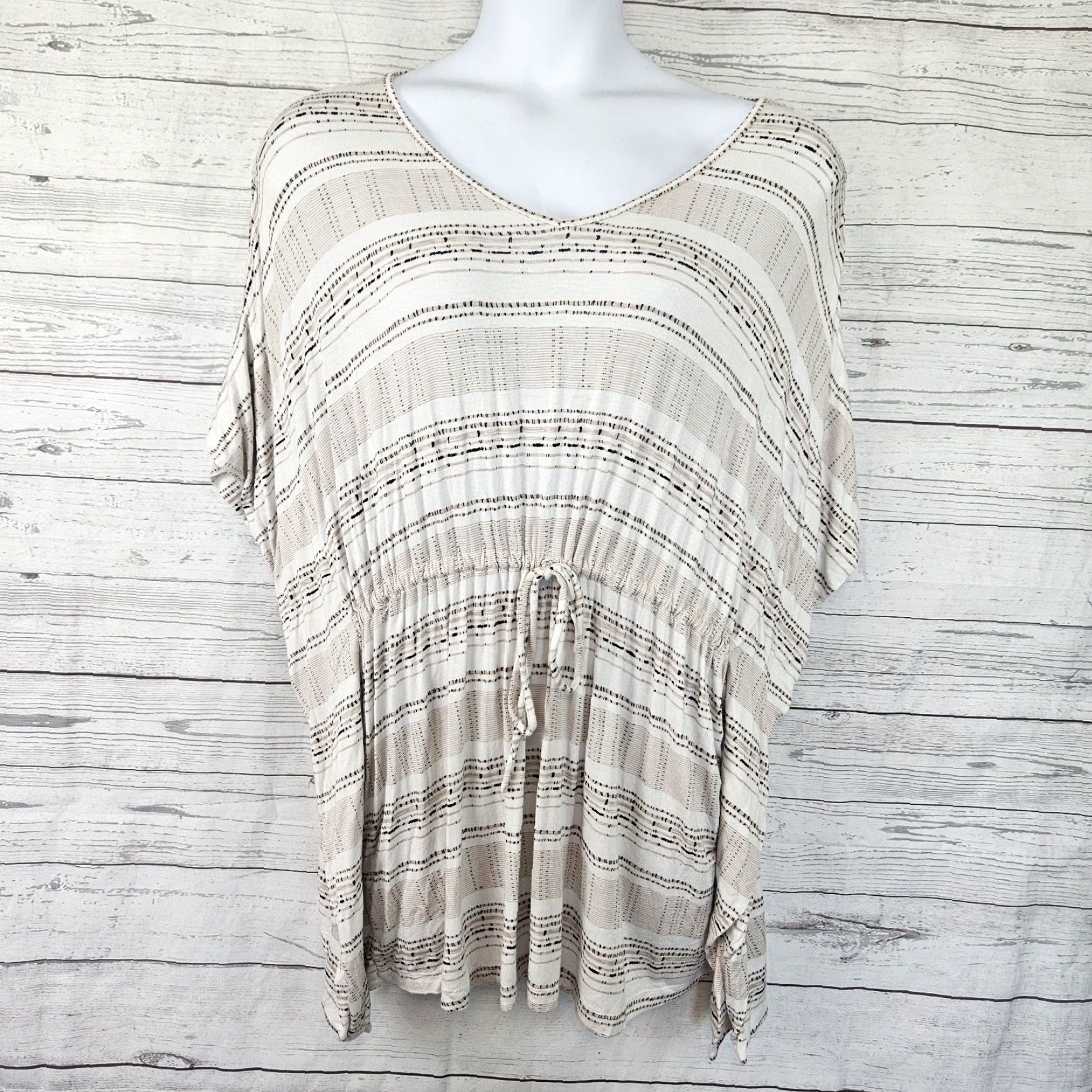 Vintage Catherines Womens Top 0X Blouse Shirt Striped Rayon Blend White Tan Size 0X Womens High-Quality Used Condition Size XL / US 12-14 / IT 48-50 - 2 Thumbnail