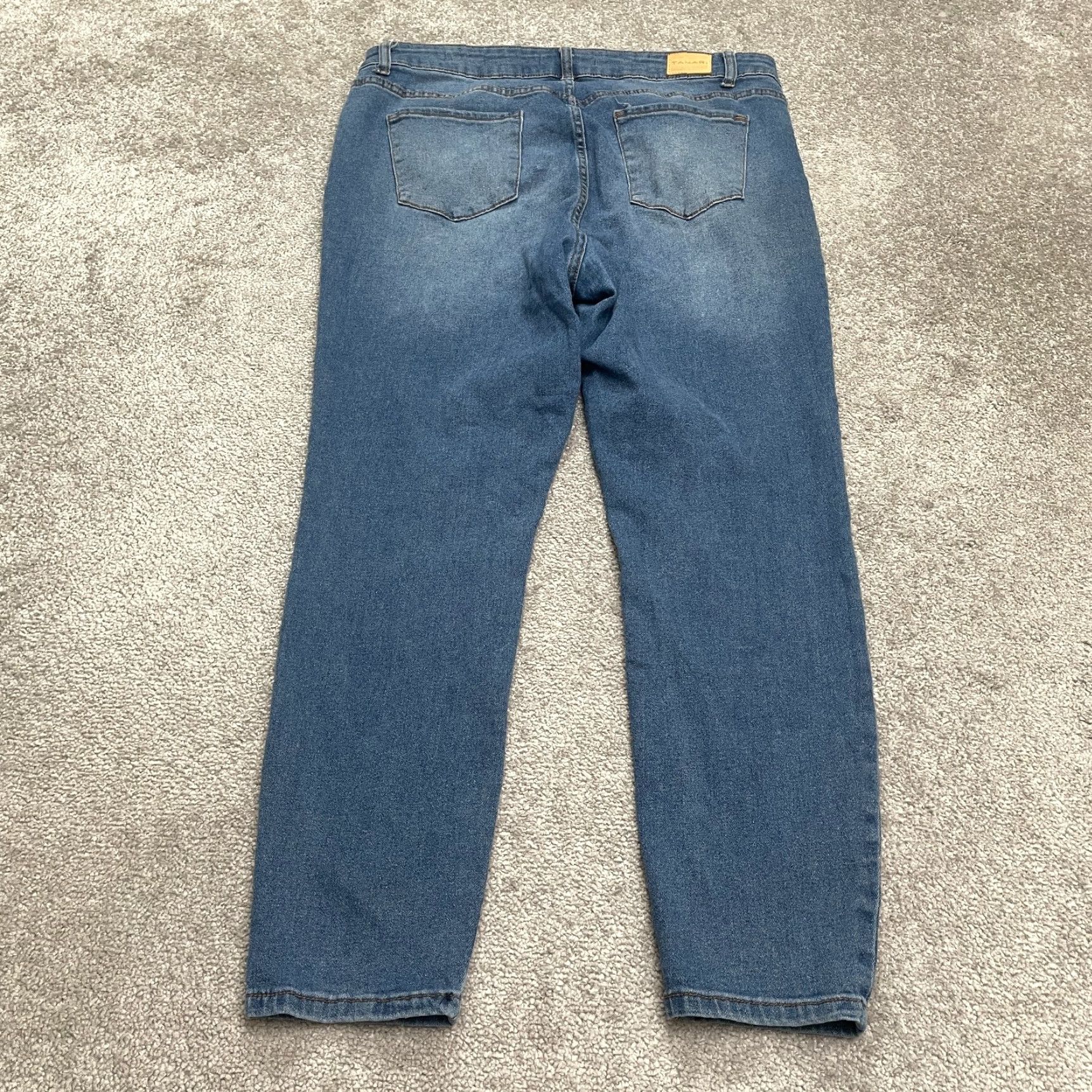 Vintage Tahari Kelly Plus Size 18W Mid Rise Skinny Jeans Womens Blue Medium Wash Stretch 36x27 Size 40" / US 18 - 2 Thumbnail