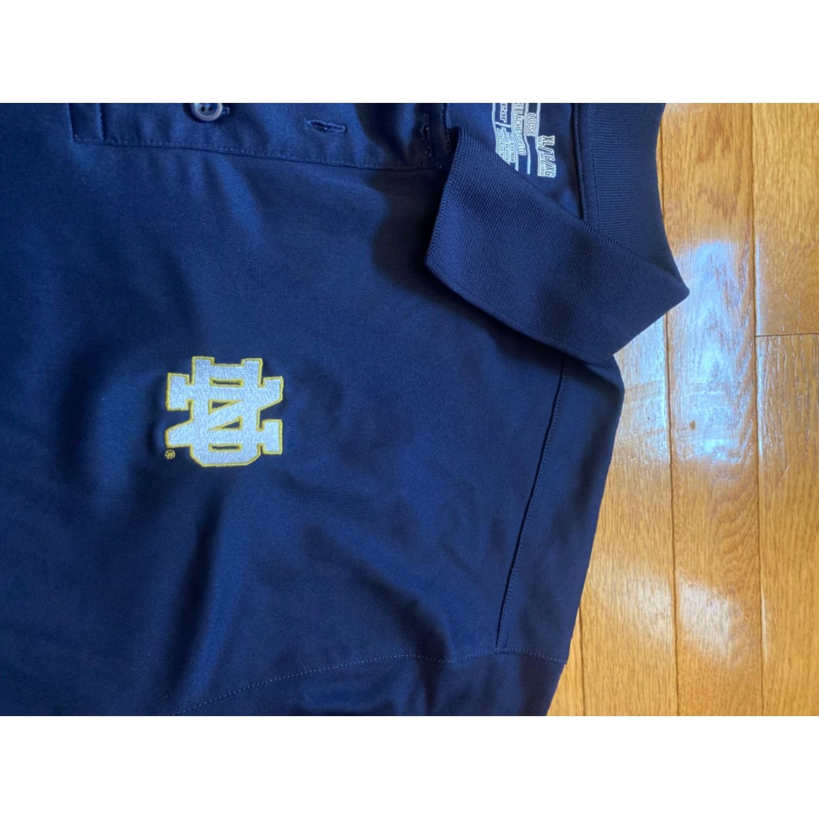 Under Armour Under Armour Mens XL Heatgear Golf Performance Polo Shirt Notre Dame Blue Striped V-neck? No, Collared Size US XL / EU 56 / 4 - 3 Thumbnail