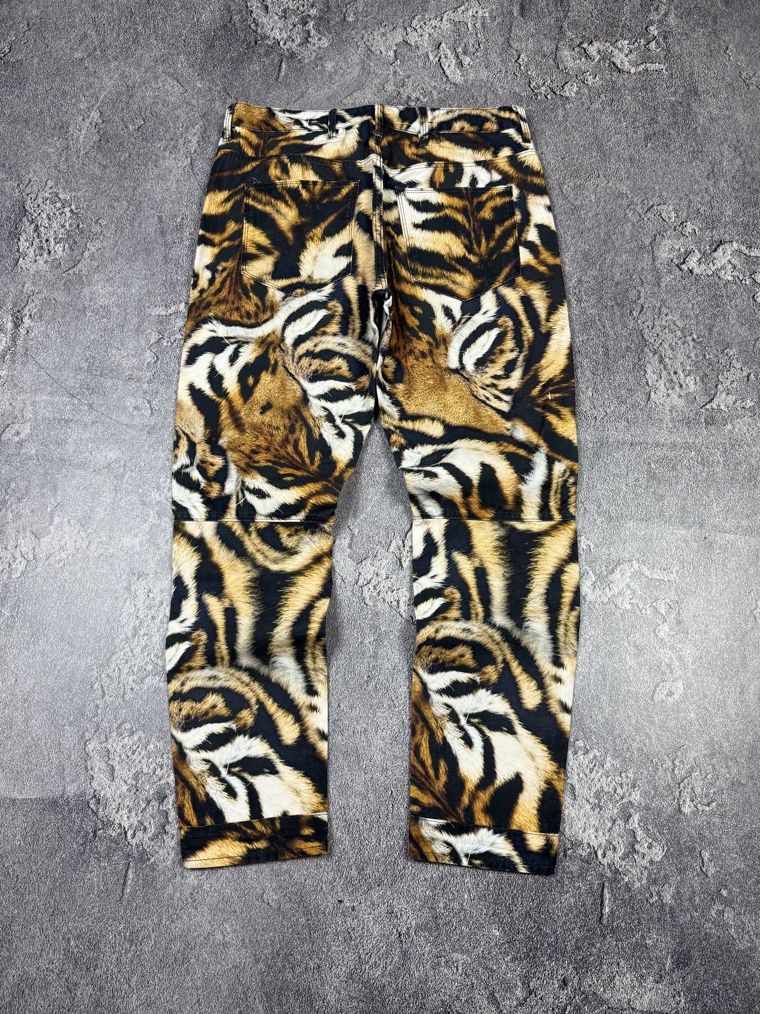 G-Star × Pharrell Rare G-Star Raw x Pharrell Tiger Print Pants Size 27" / US 4 / IT 40 - 6 Thumbnail