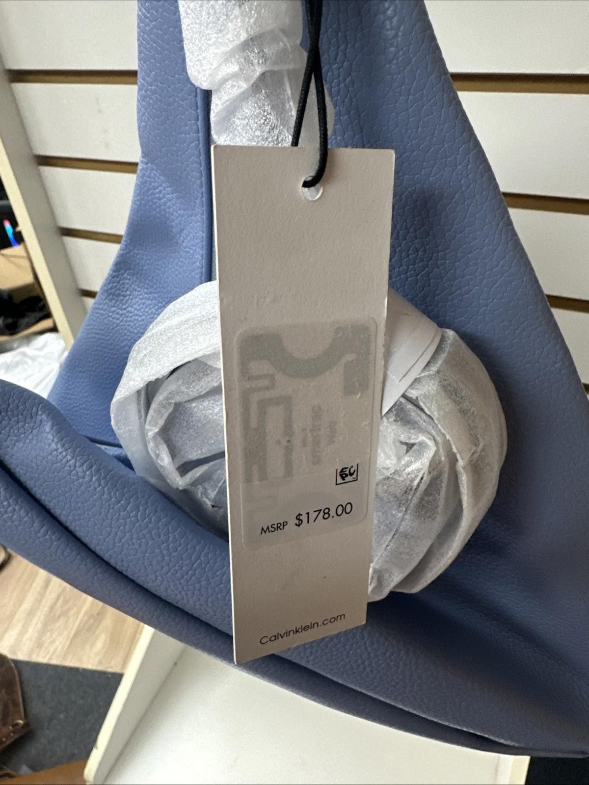 Calvin Klein Calvin Klein Geo Rocky Road Hobo Purse Blue with Side Pocket Size ONE SIZE - 4 Thumbnail