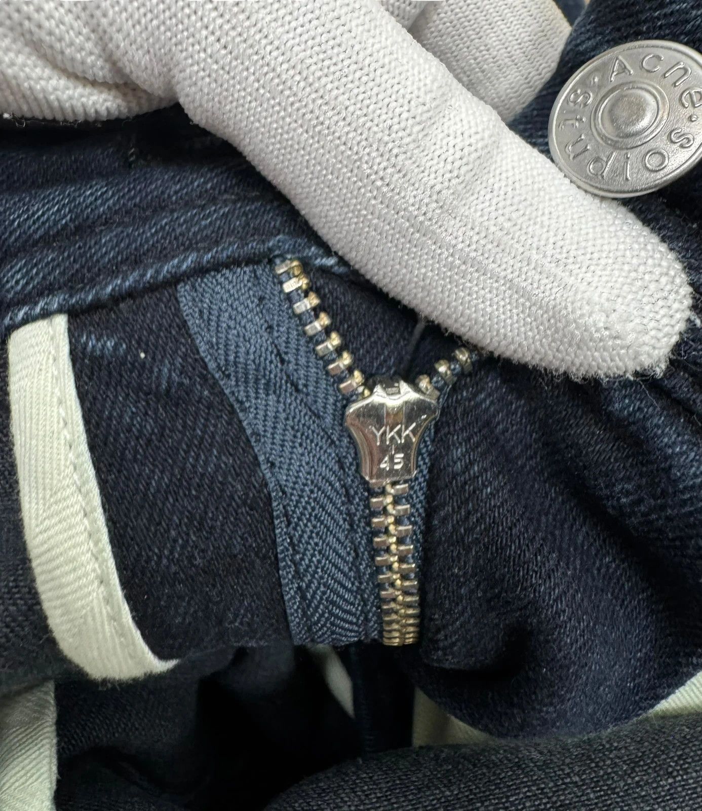 Acne Studios Acne Studios Peg Jeans Skinny size 30 x 32 Size 30" / US 8 / IT 44 - 15 Thumbnail