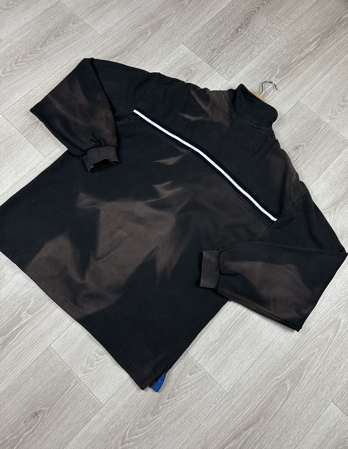 Nike × Vintage Vintage Nike 1/4 Zip Sweatshirt Washed Size L Size US L / EU 52-54 / 3 - 4 Thumbnail