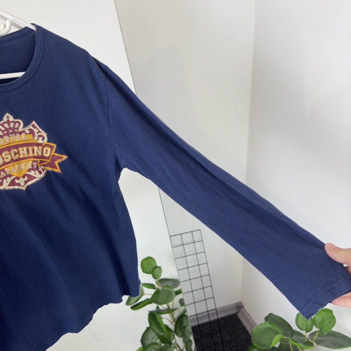 Moschino Love Moschino Long-sleeve 90s Distressed Size US M / EU 48-50 / 2 - 6 Thumbnail